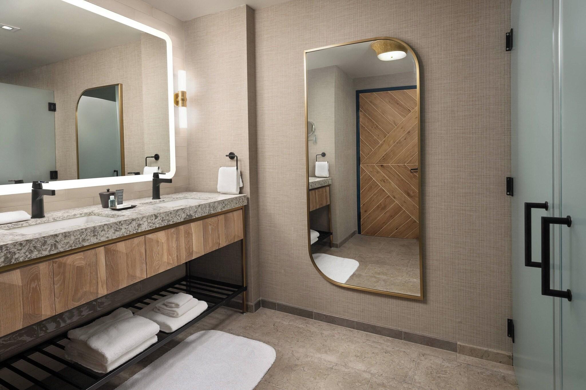 Suite King Bed Non Smoking