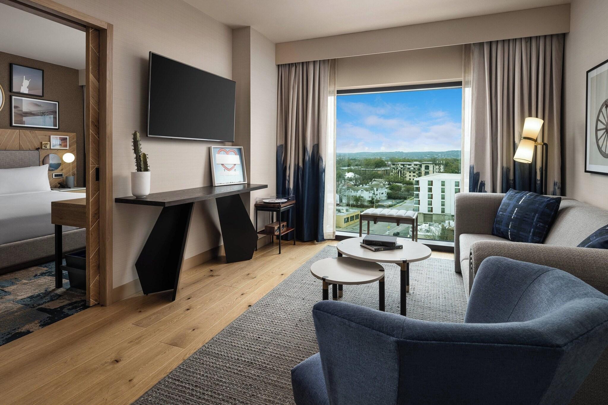 Suite King Bed One Bedroom 