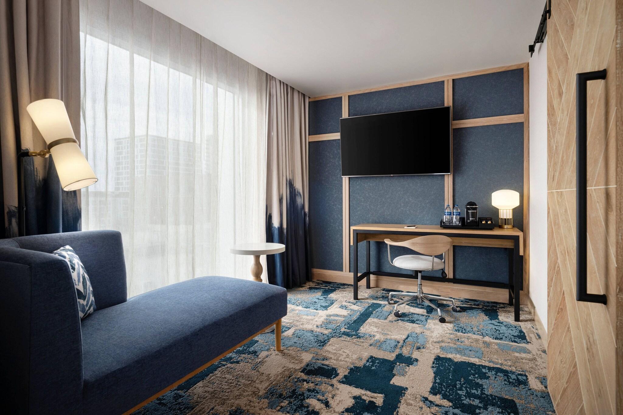 Suite King Bed One Bedroom 