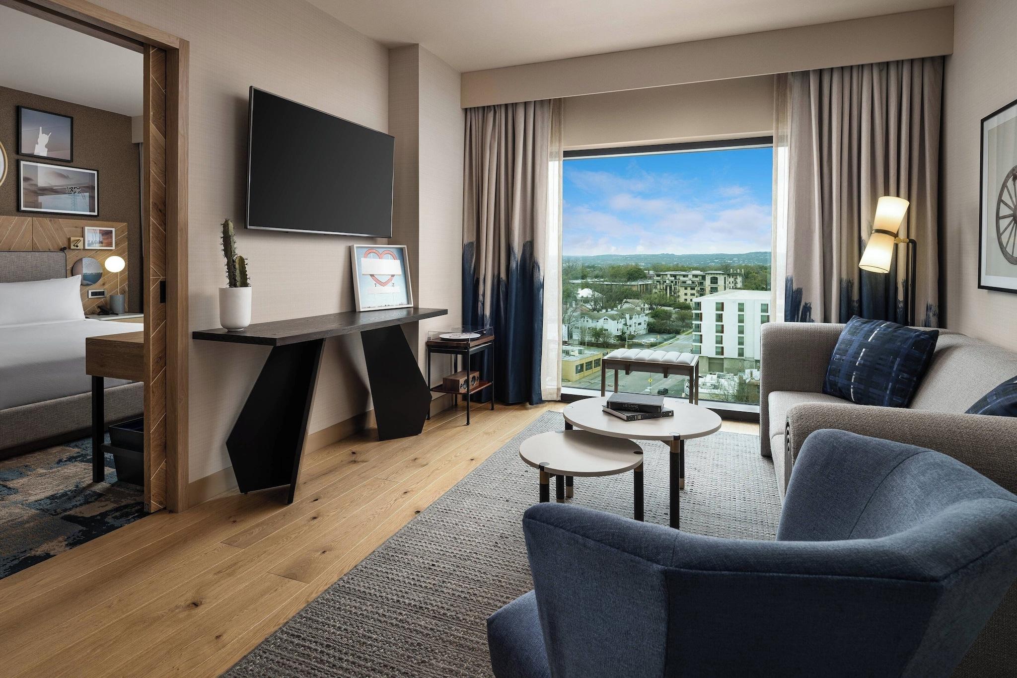 Suite King Bed One Bedroom 