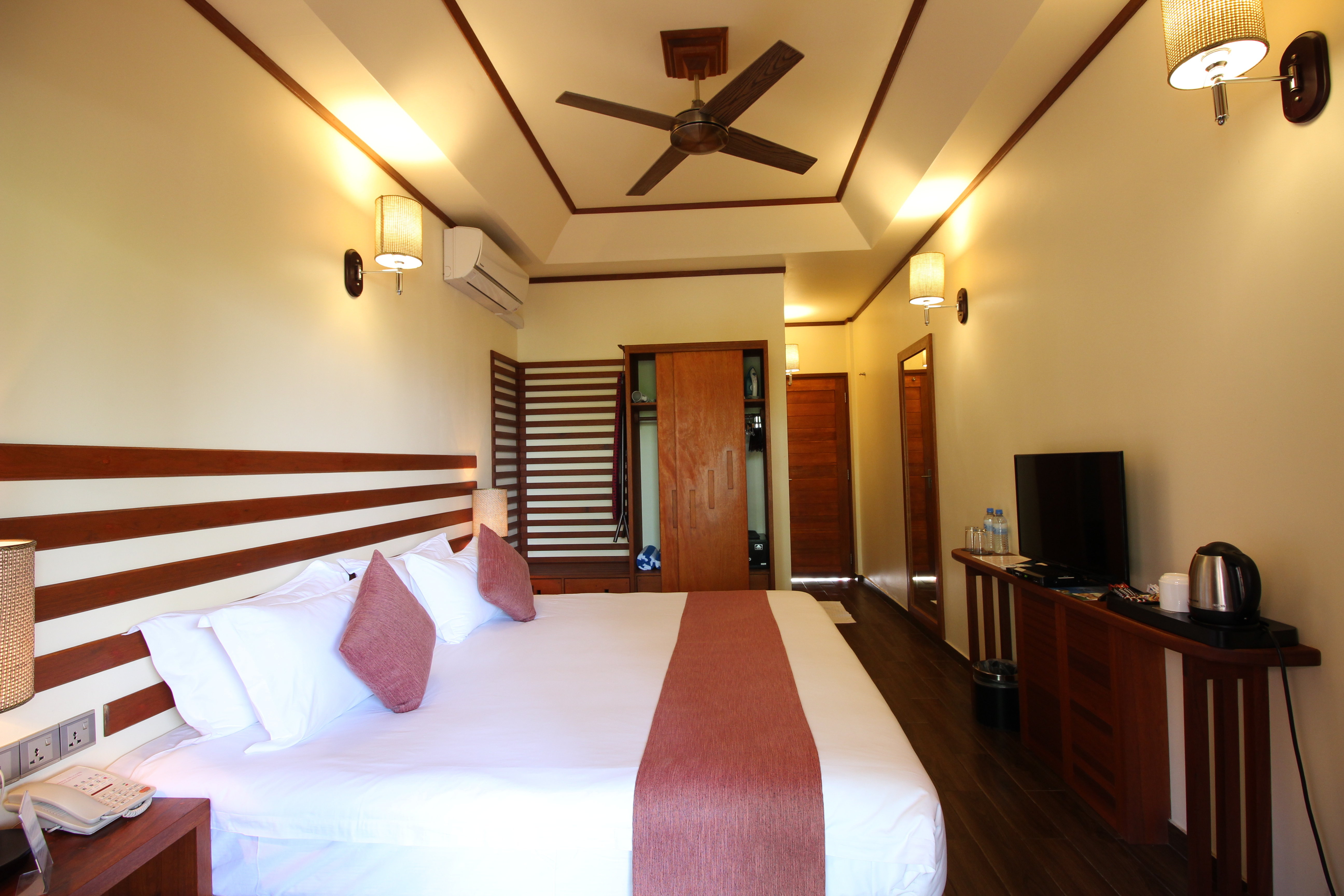 Double or Twin Deluxe with Balcony