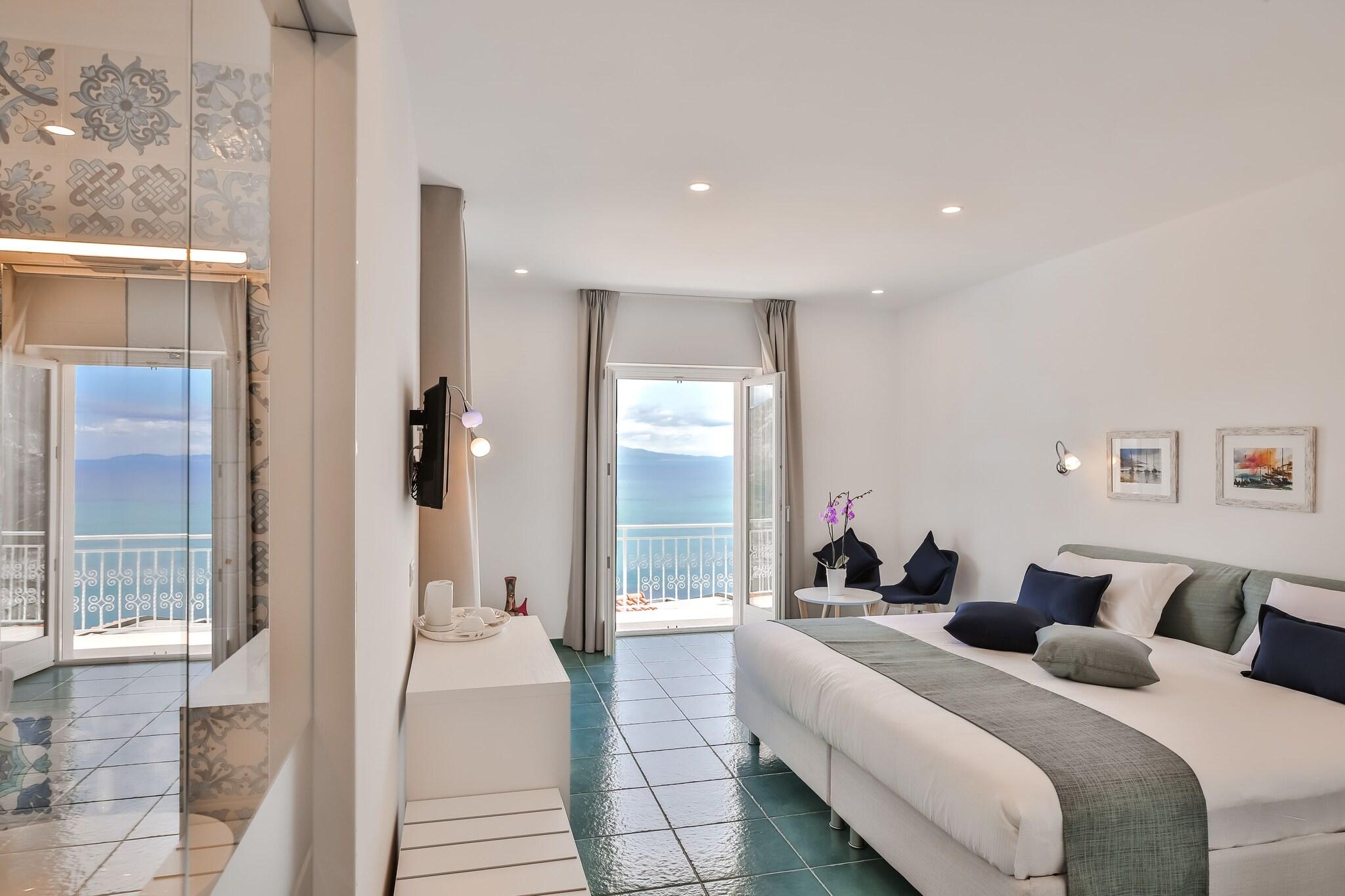 Studio Executive Sea View