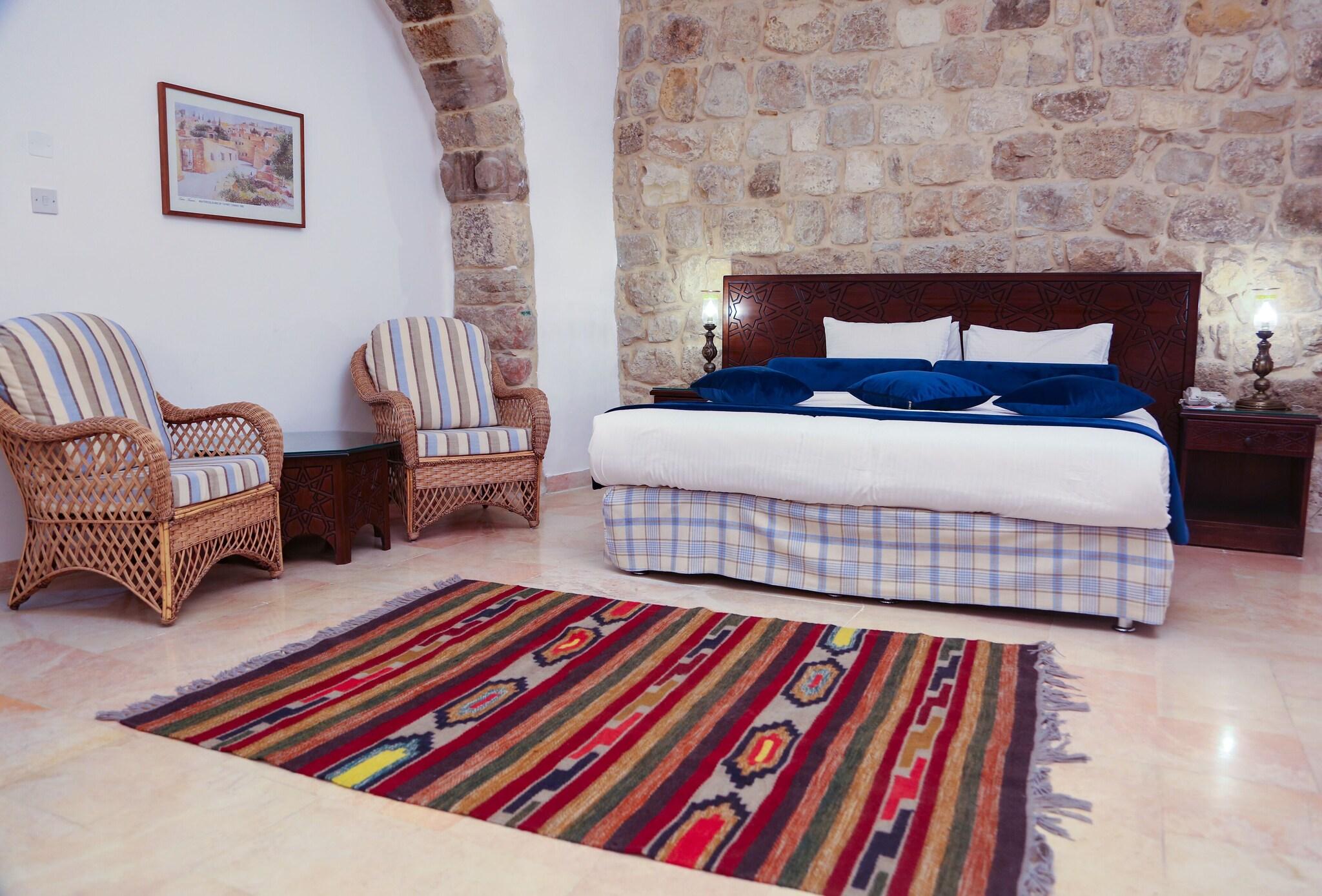 Double Deluxe King Bed