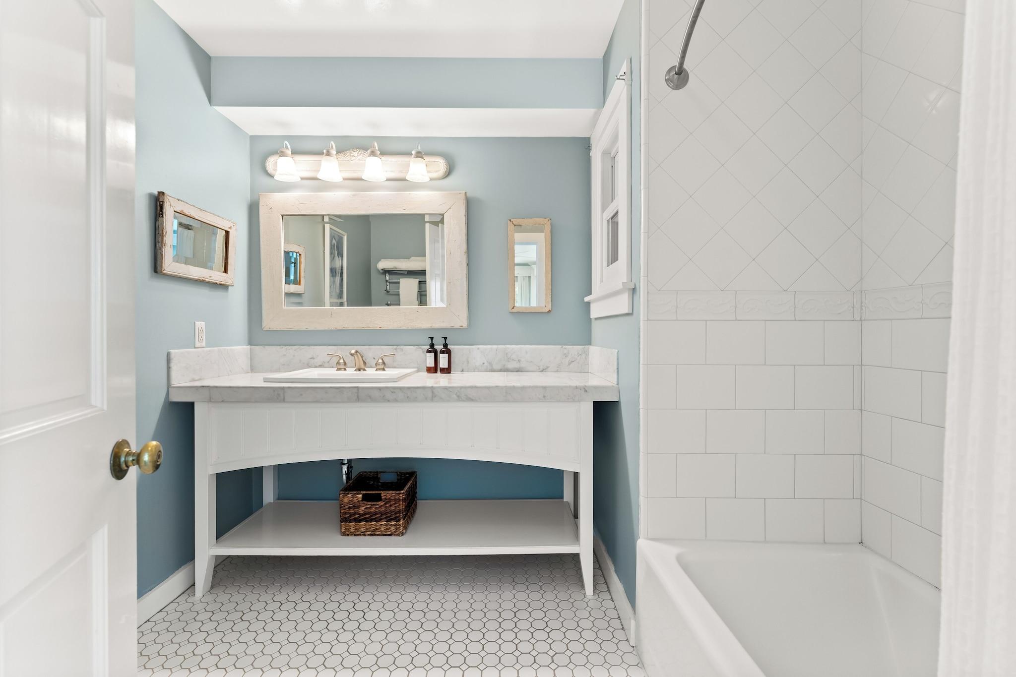 Double Deluxe King Bed