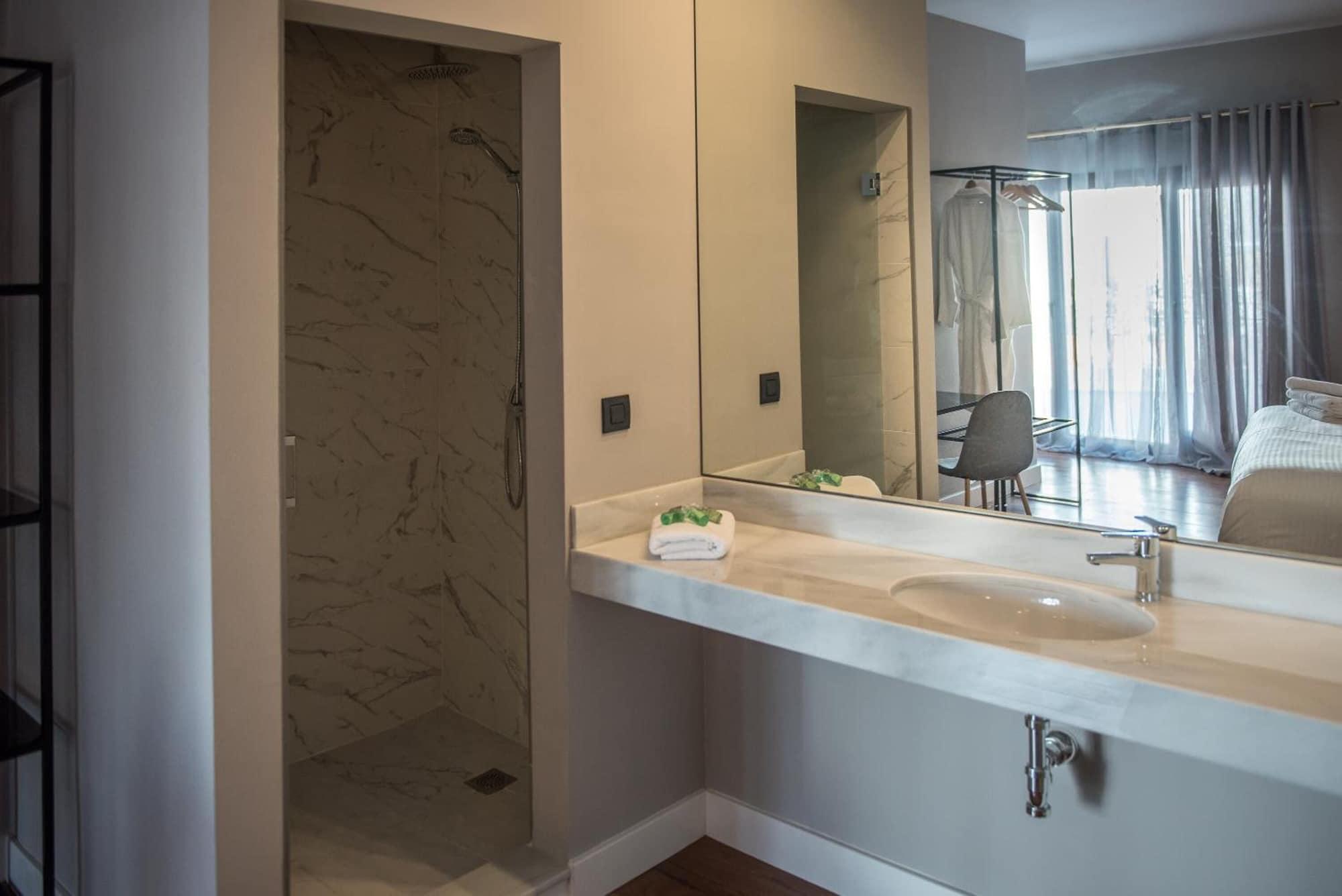 Double or Twin Deluxe