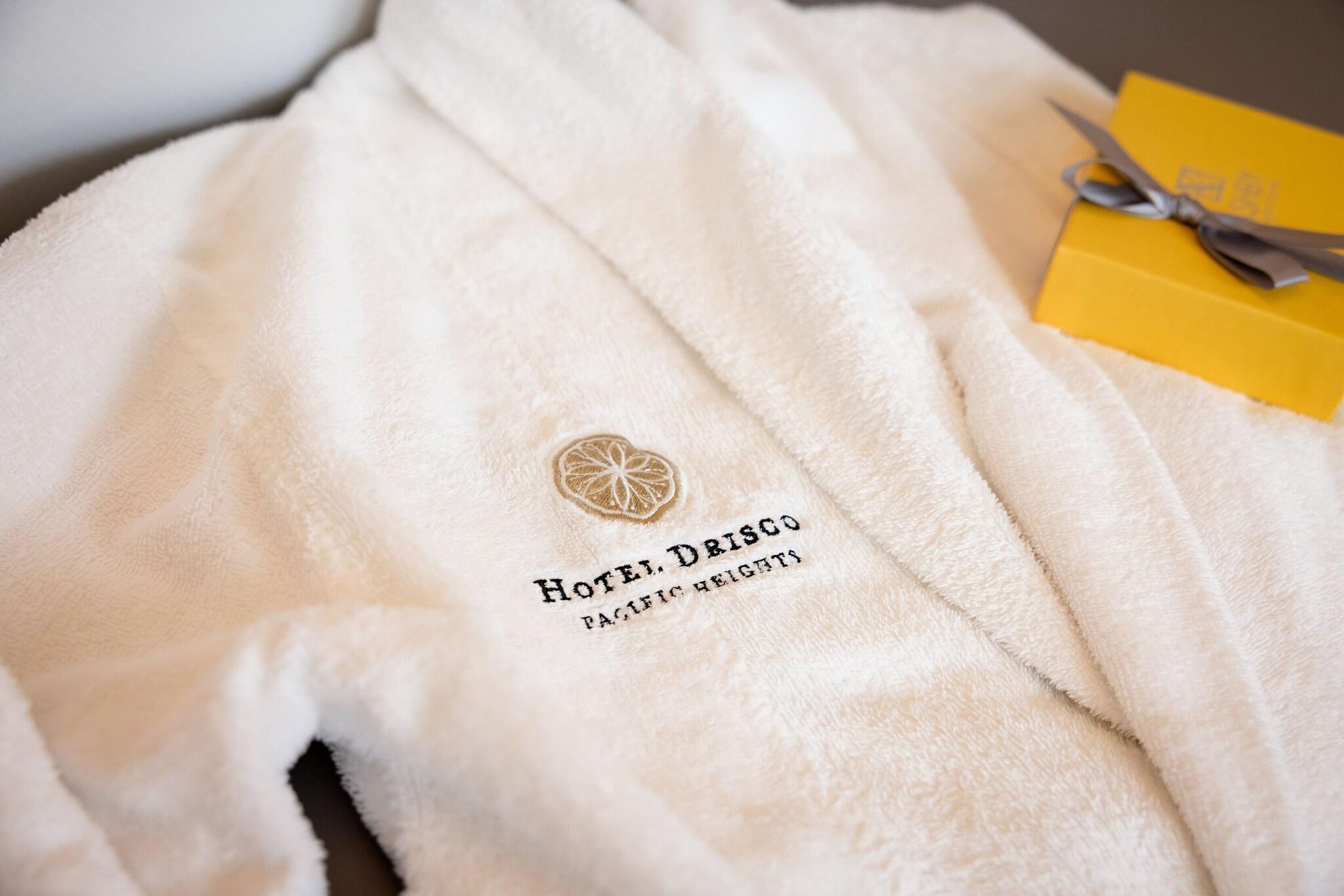 Double Guest Room King Bed