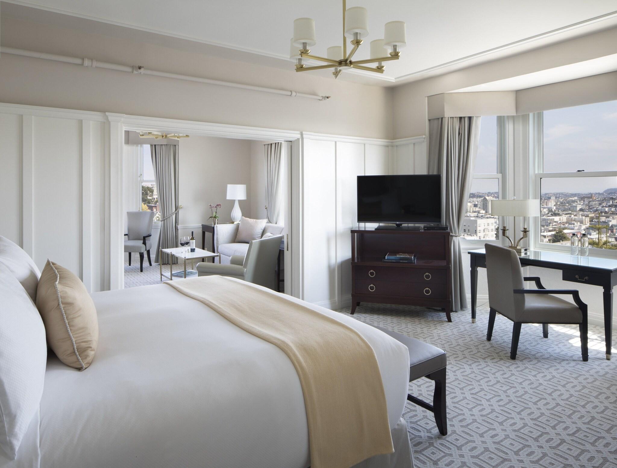 Suite City View King Bed