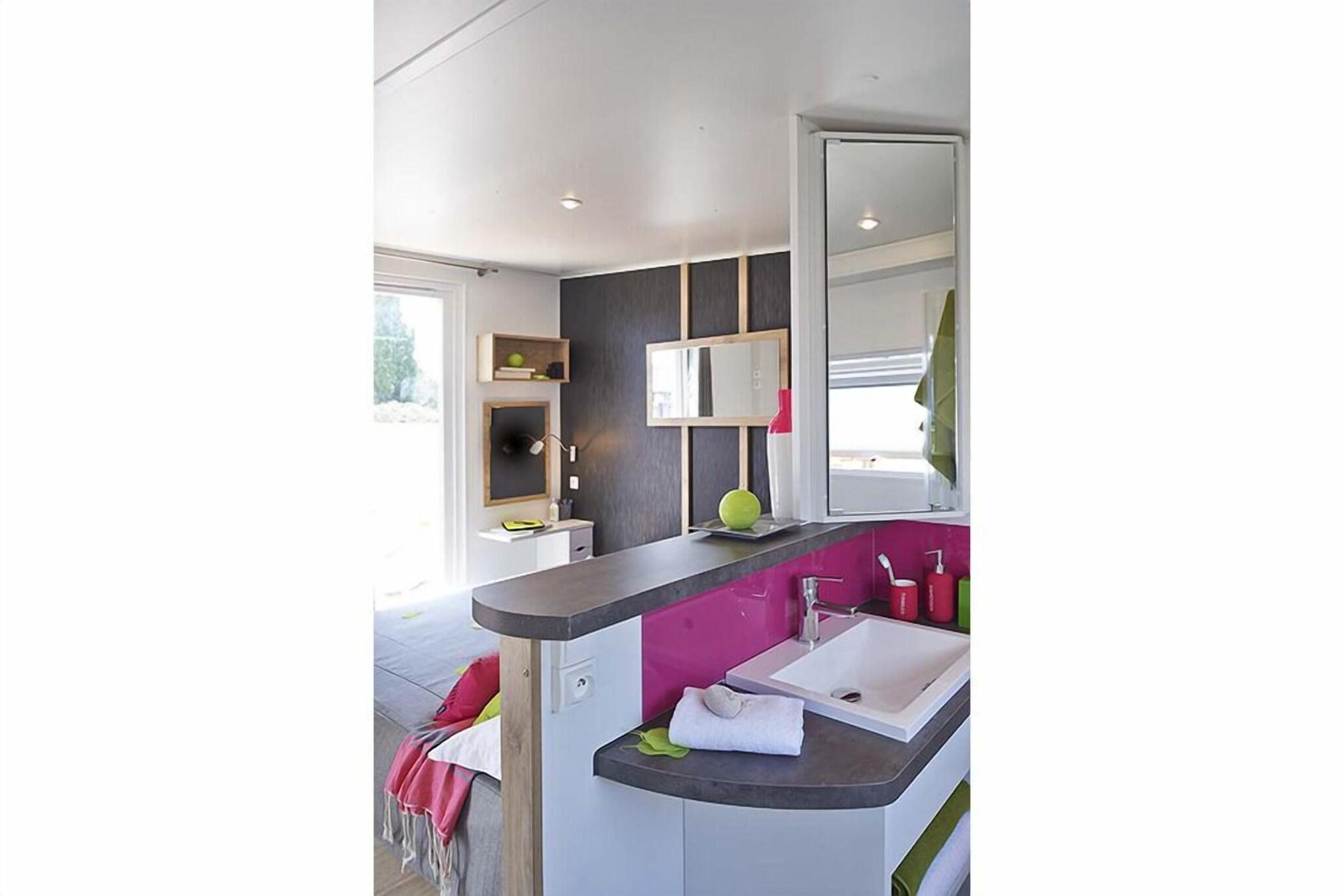 Double Queen Size Bed