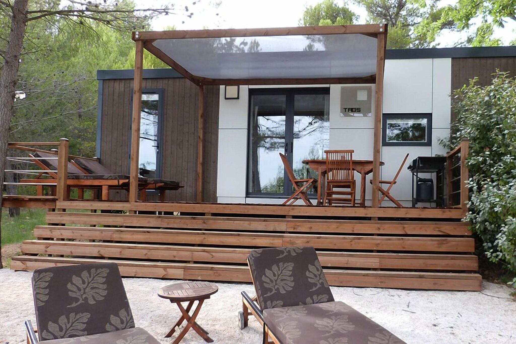 Double Queen Size Bed