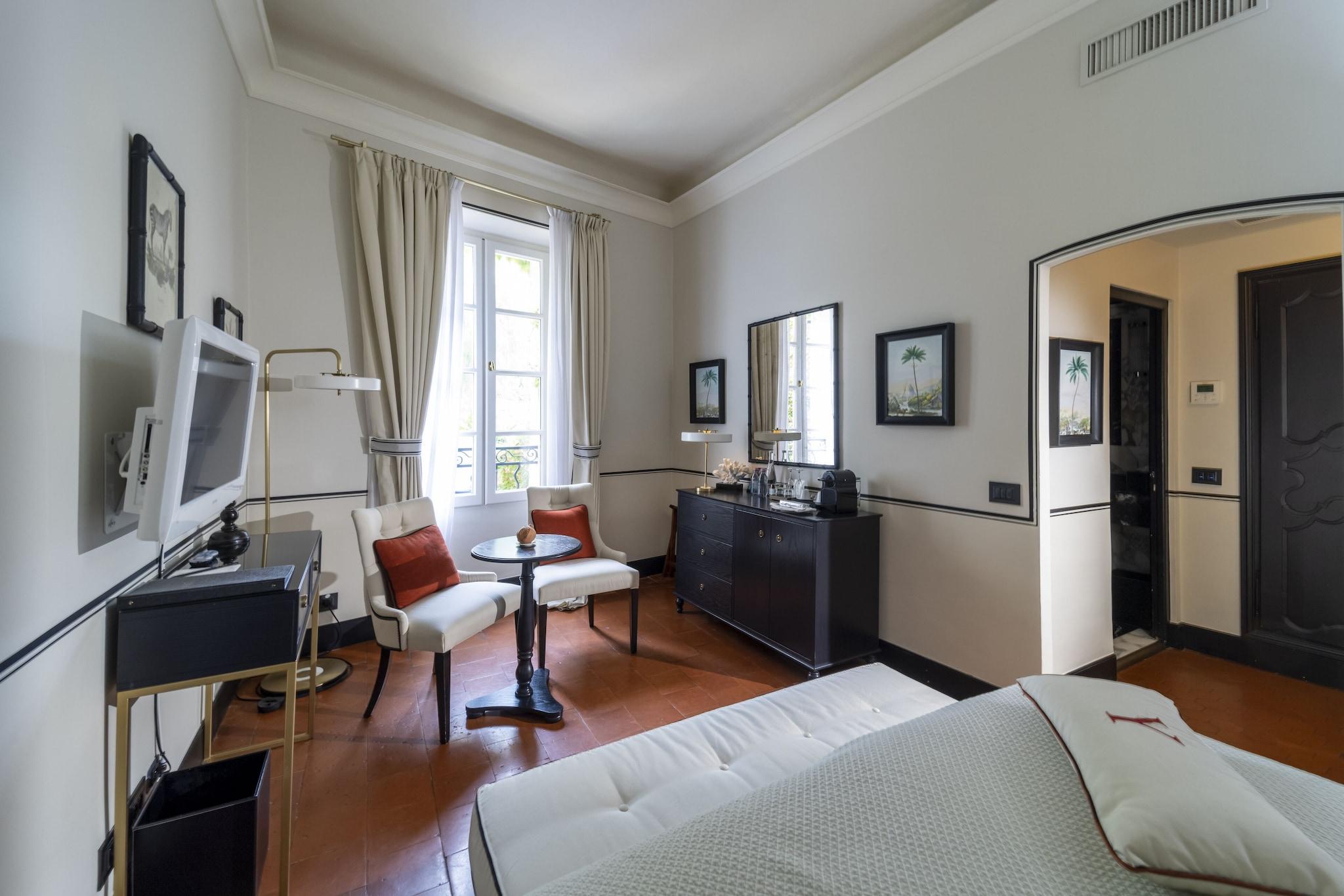 Double Superior Queen Bed