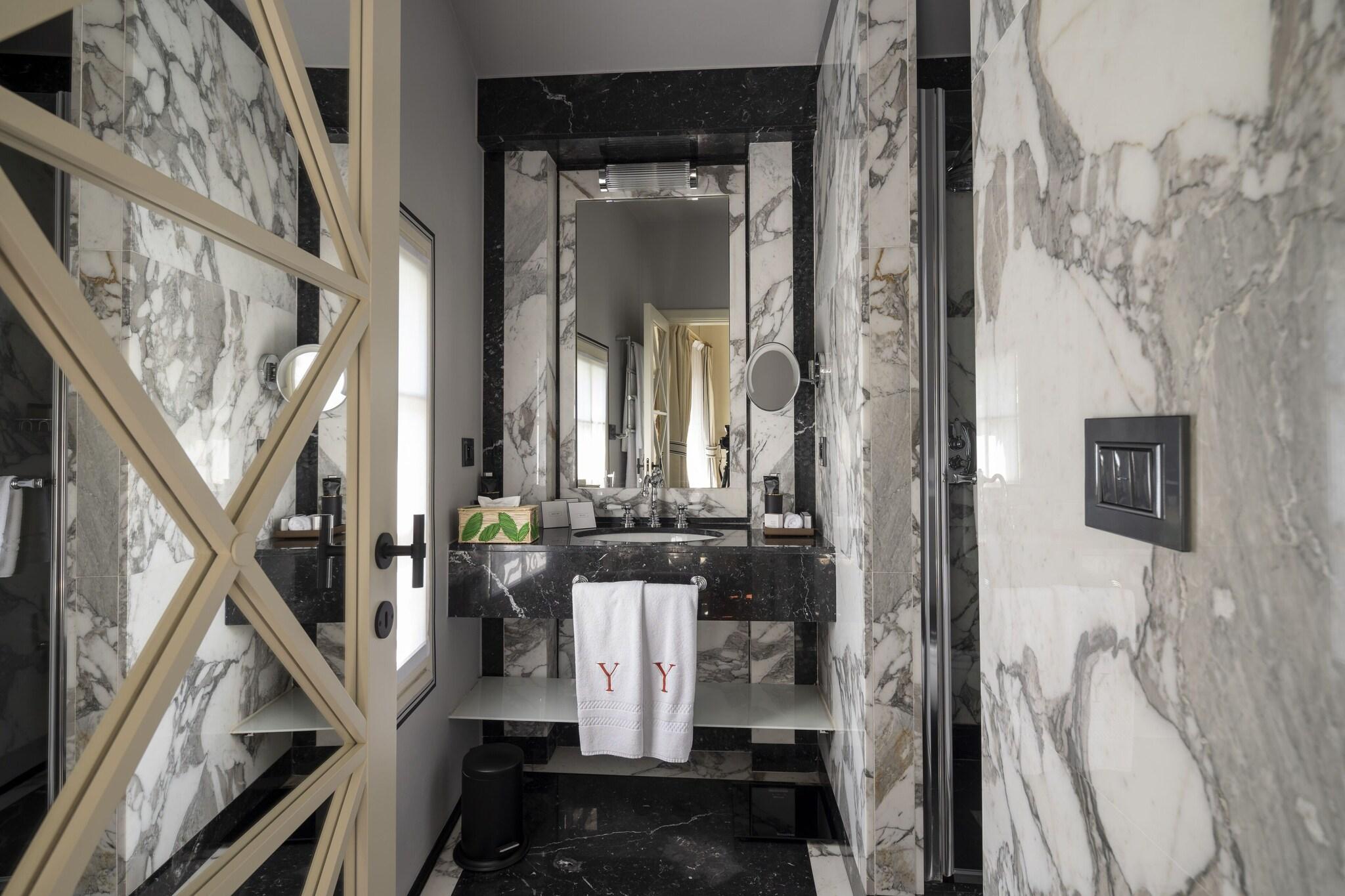 Family Room Garden View