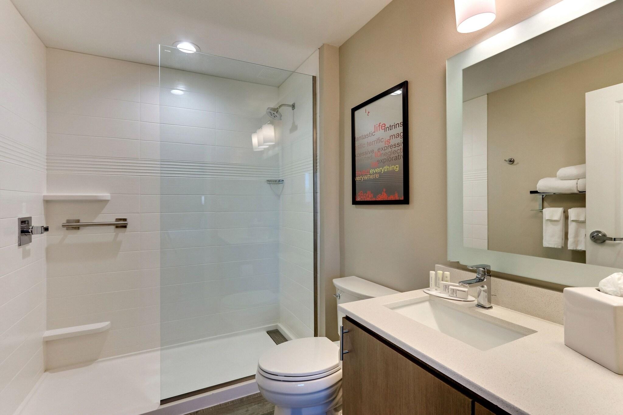 Studio King Size Bed