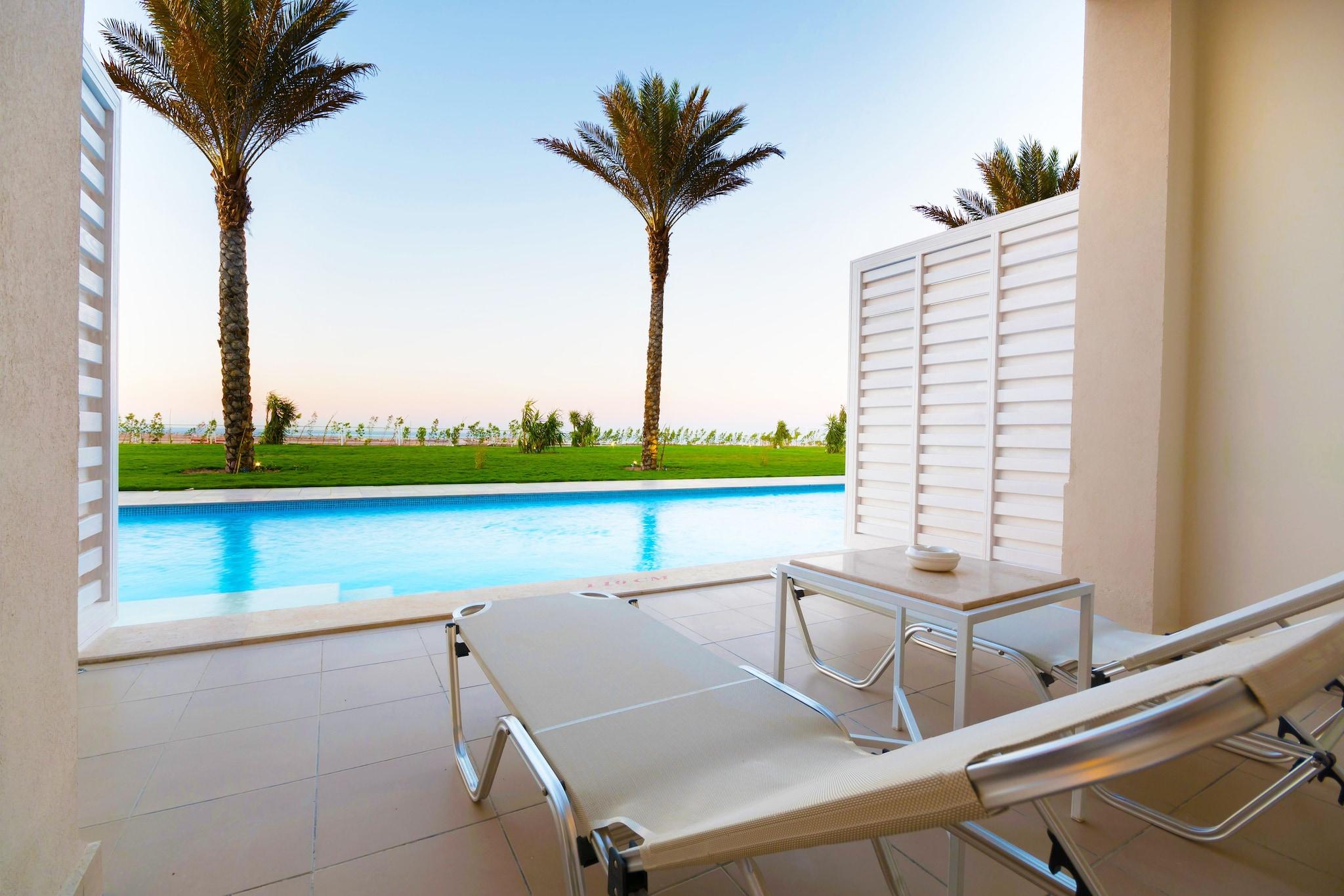 Double or Twin Superior Queen Bed