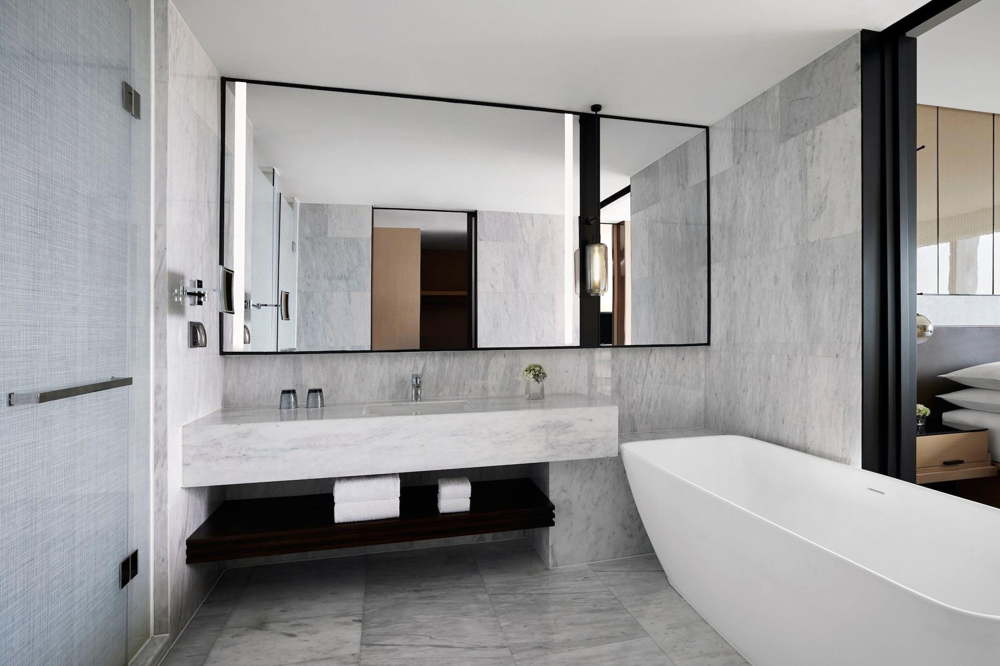 Suite Premier King Bed