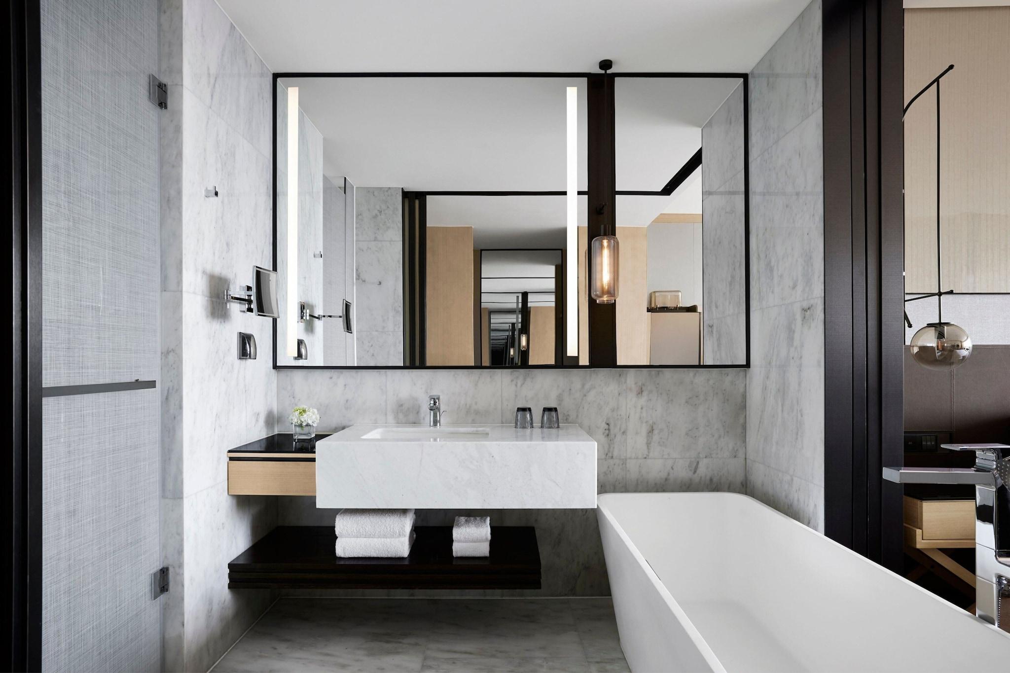 Double Premier City View