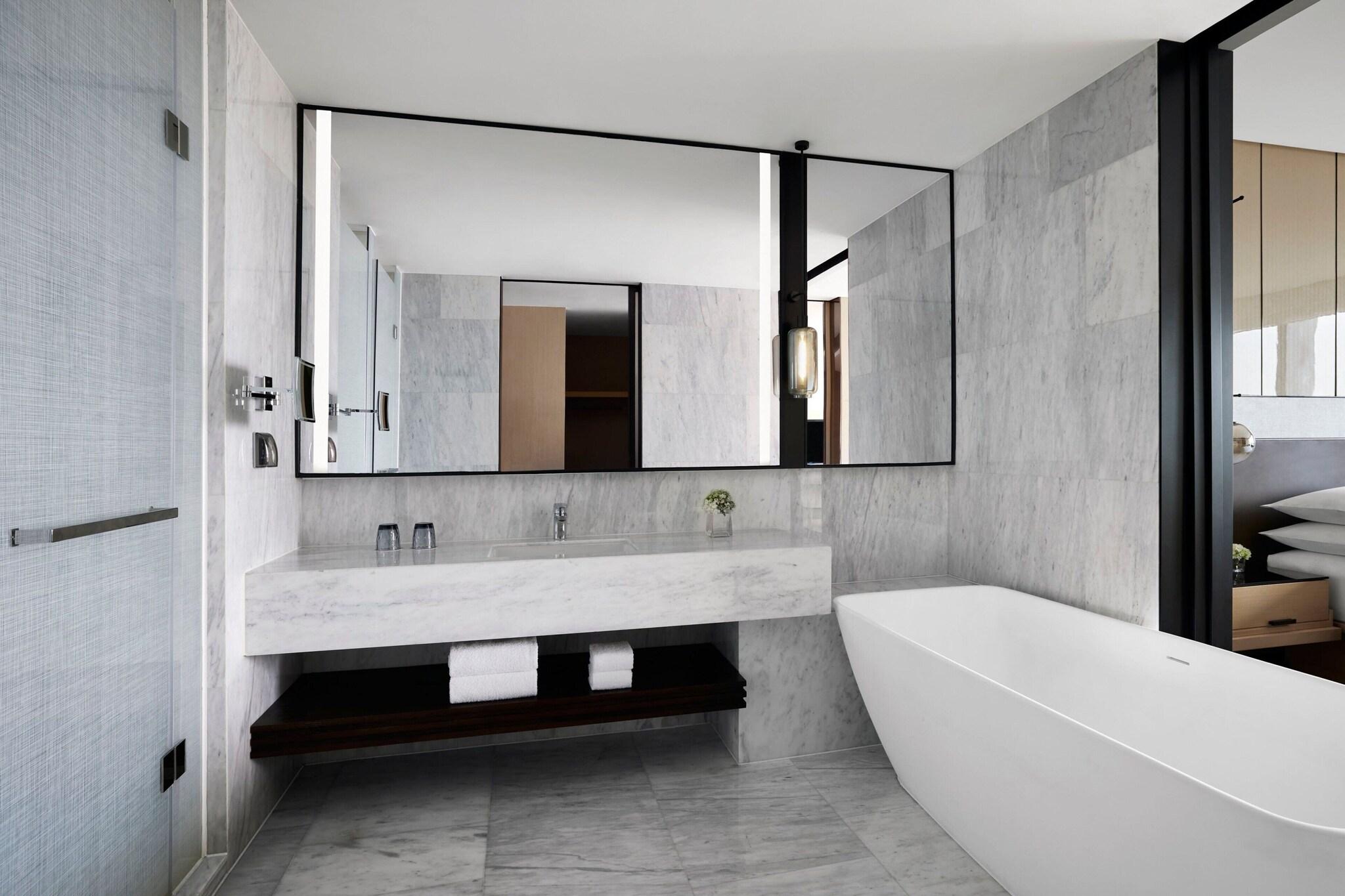 Suite Premier King Bed