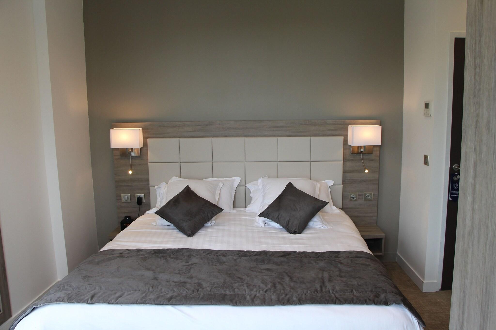 Double Superior Queen Bed