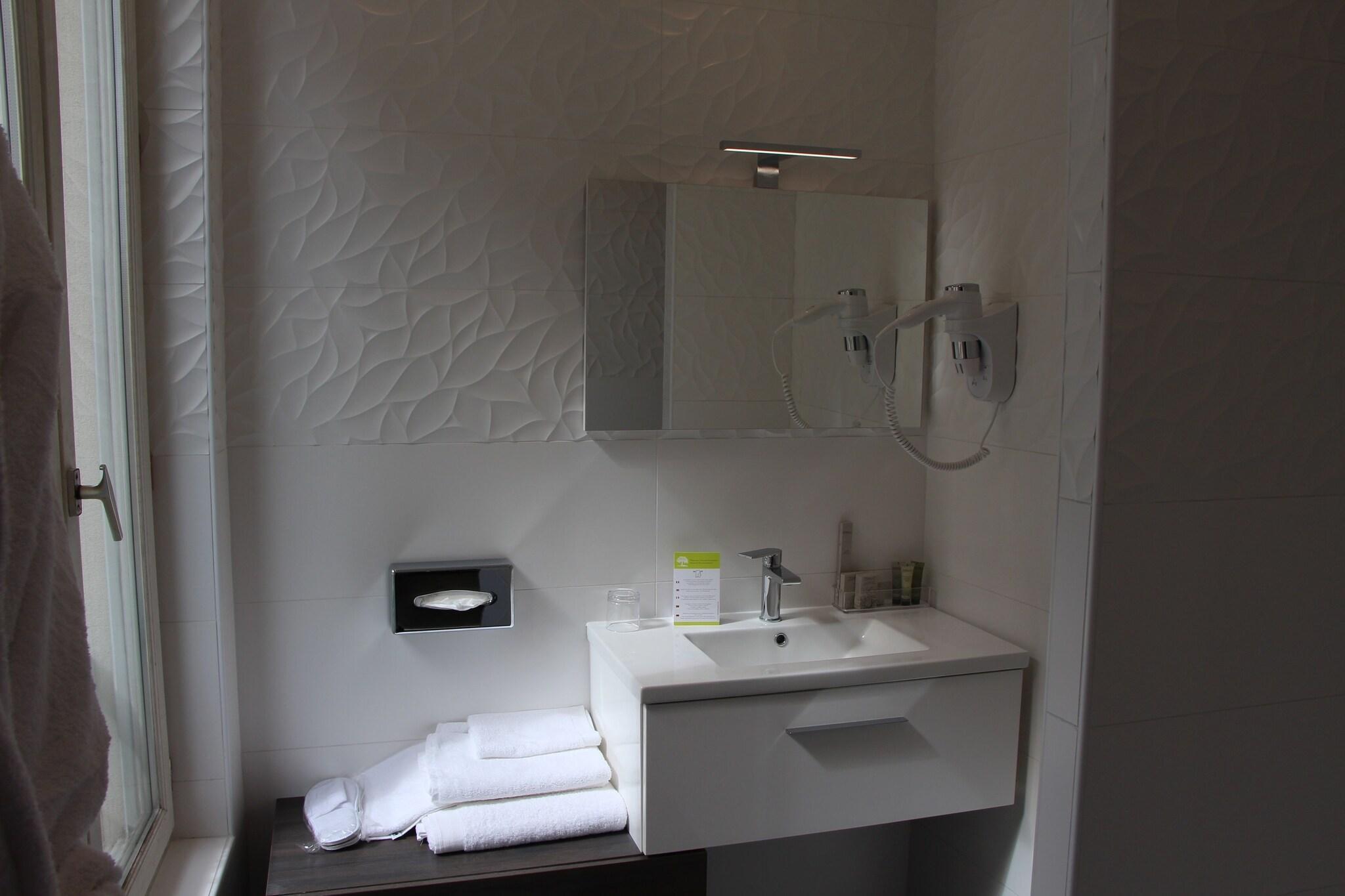 Double King Size Bed