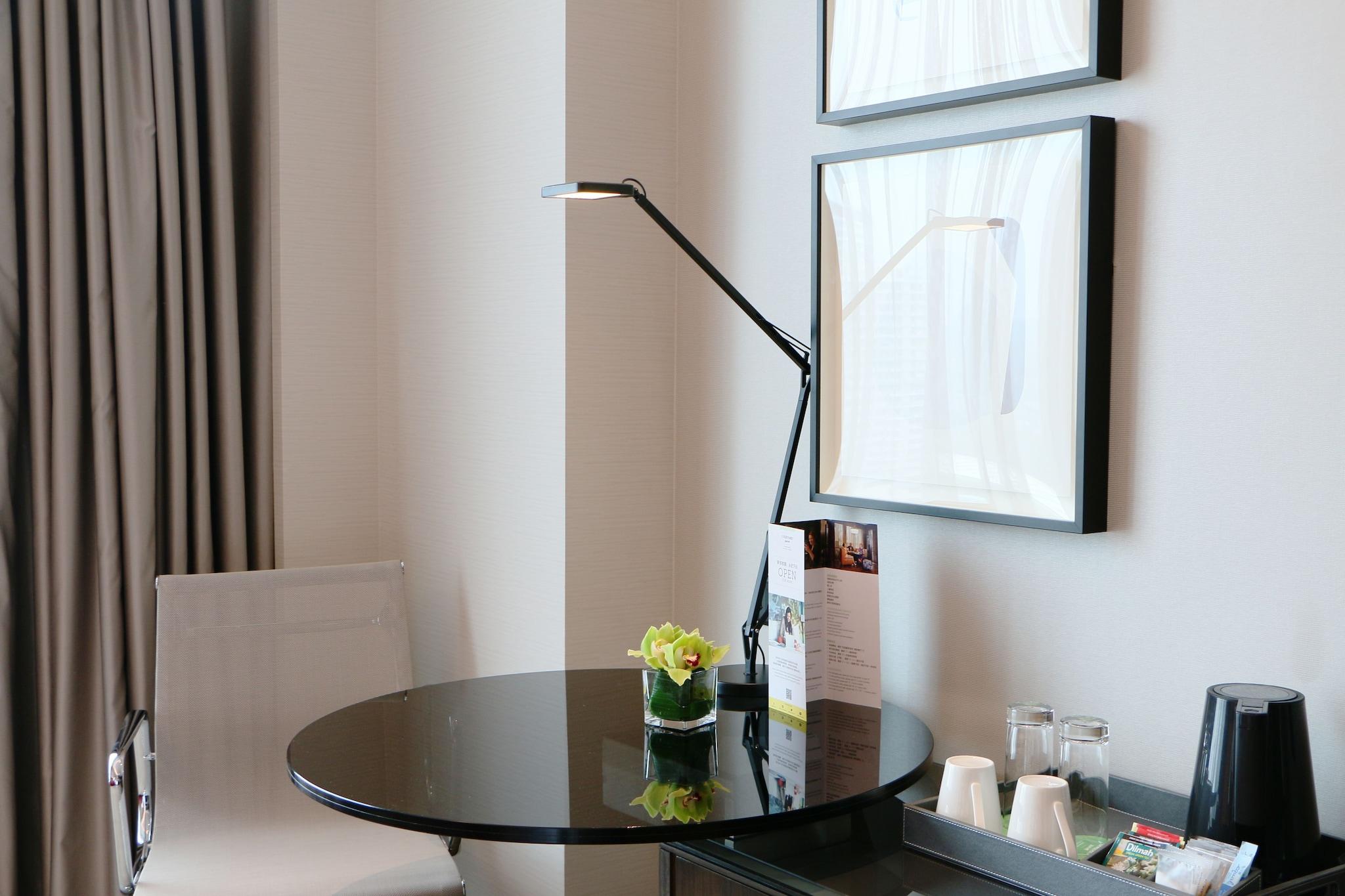 Double Executive King Bed