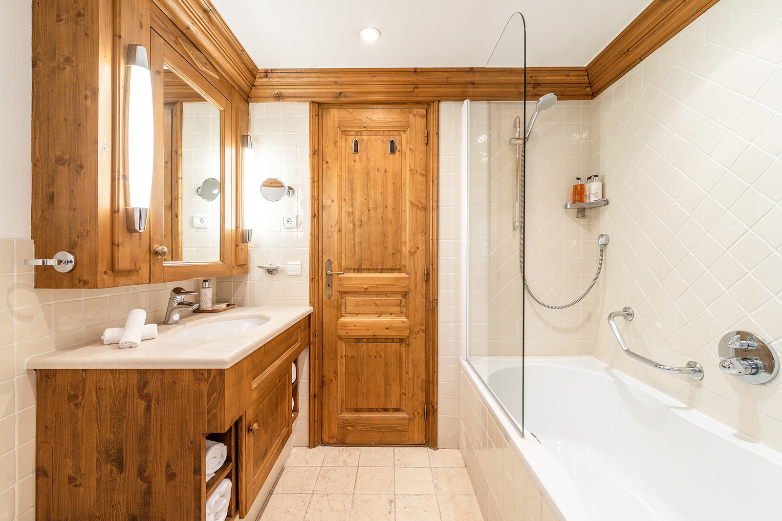 Quadruple Connecting Room