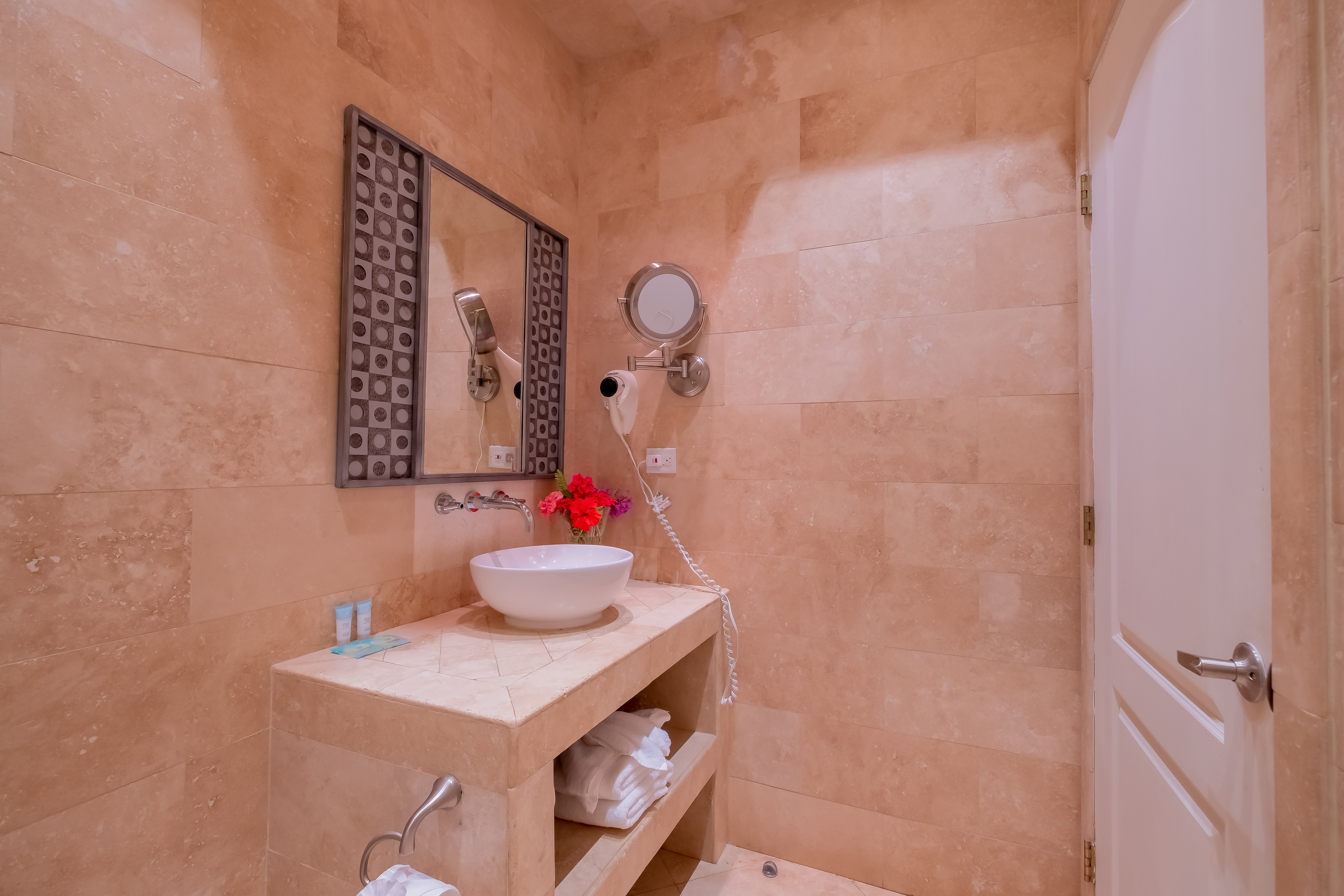 Room Two Double Beds