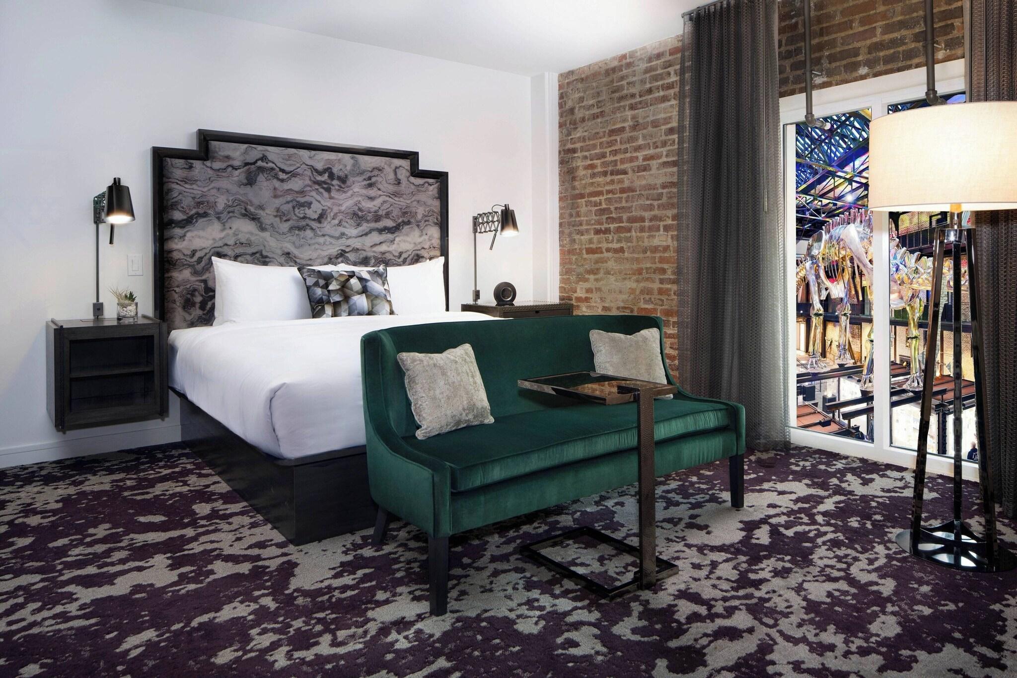 Double King Bed Non Smoking