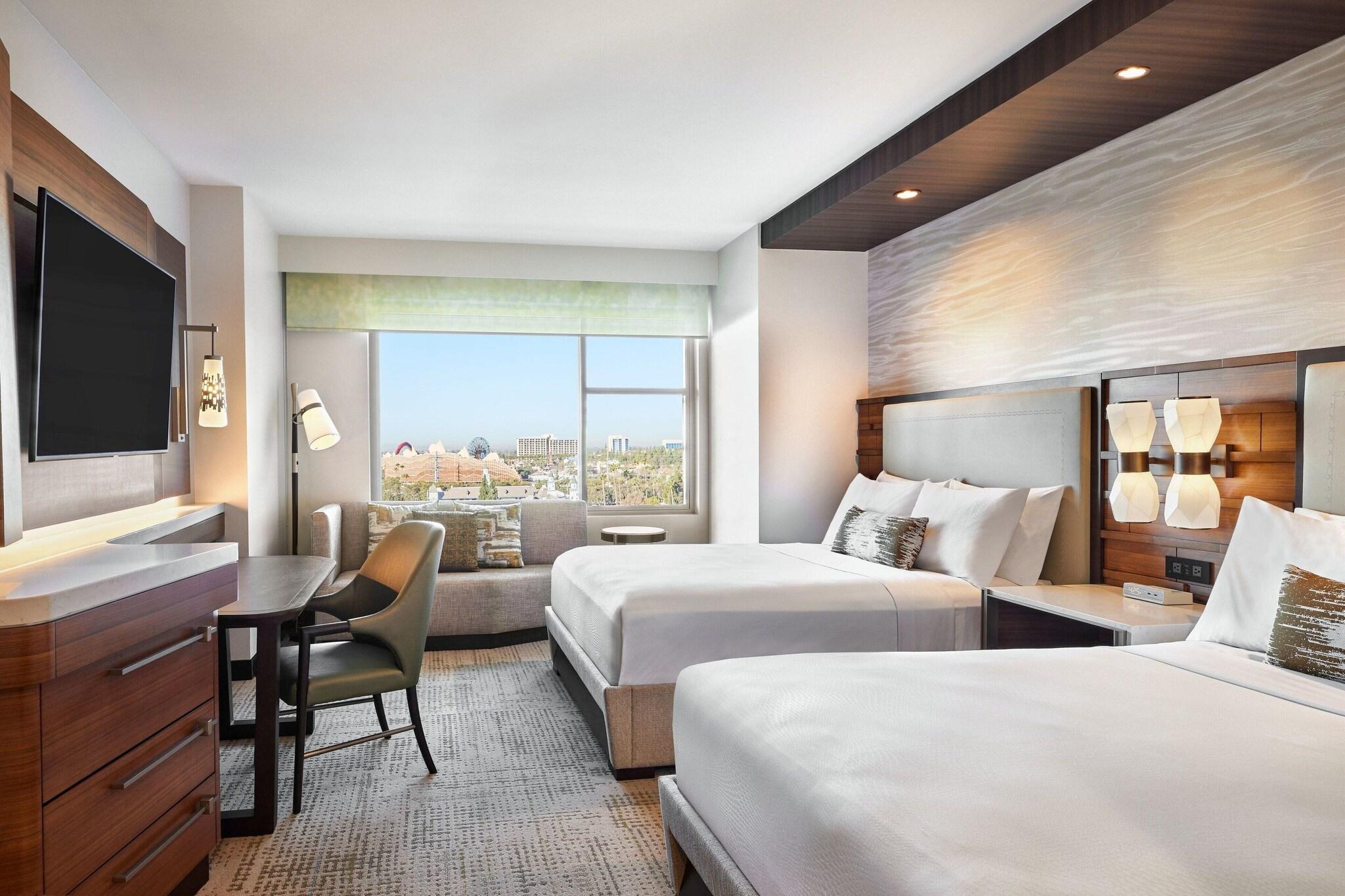 Quadruple City View Two Queen Beds