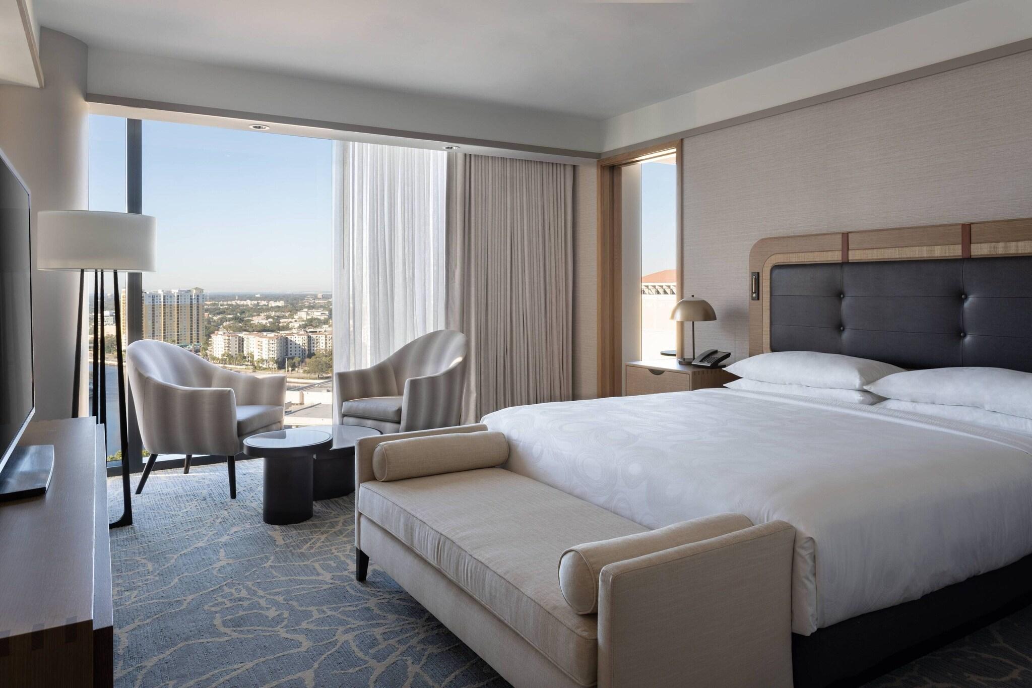 Suite King Bed One Bedroom 