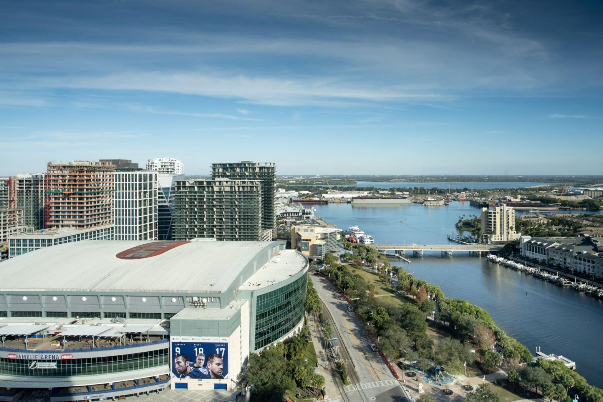 Suite King Bed One Bedroom 