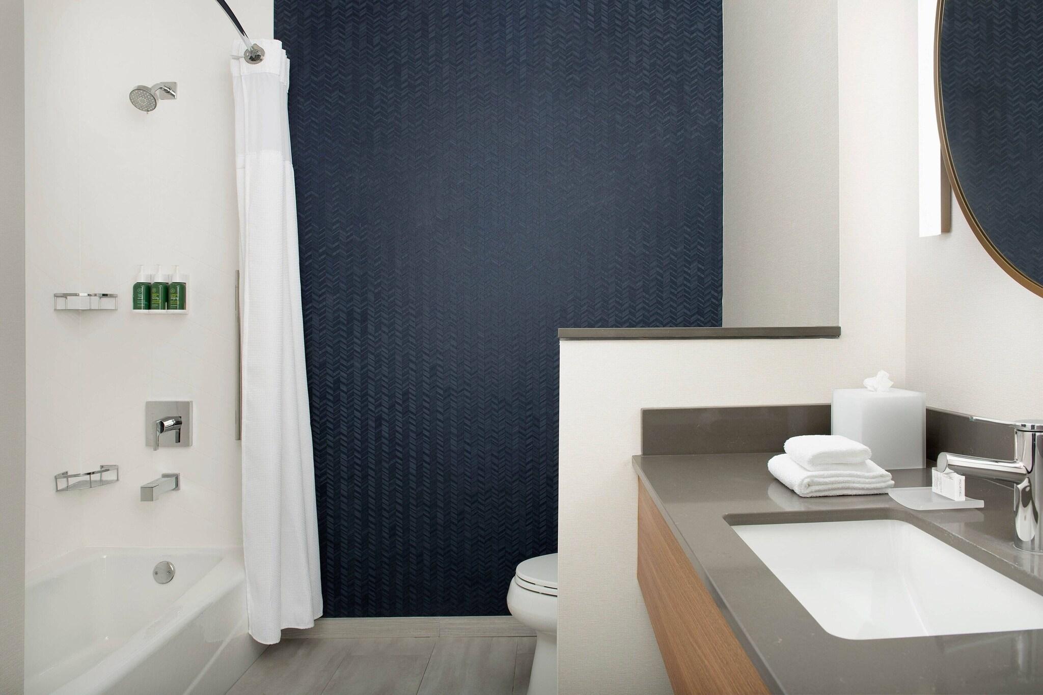 Suite Two Queen Beds