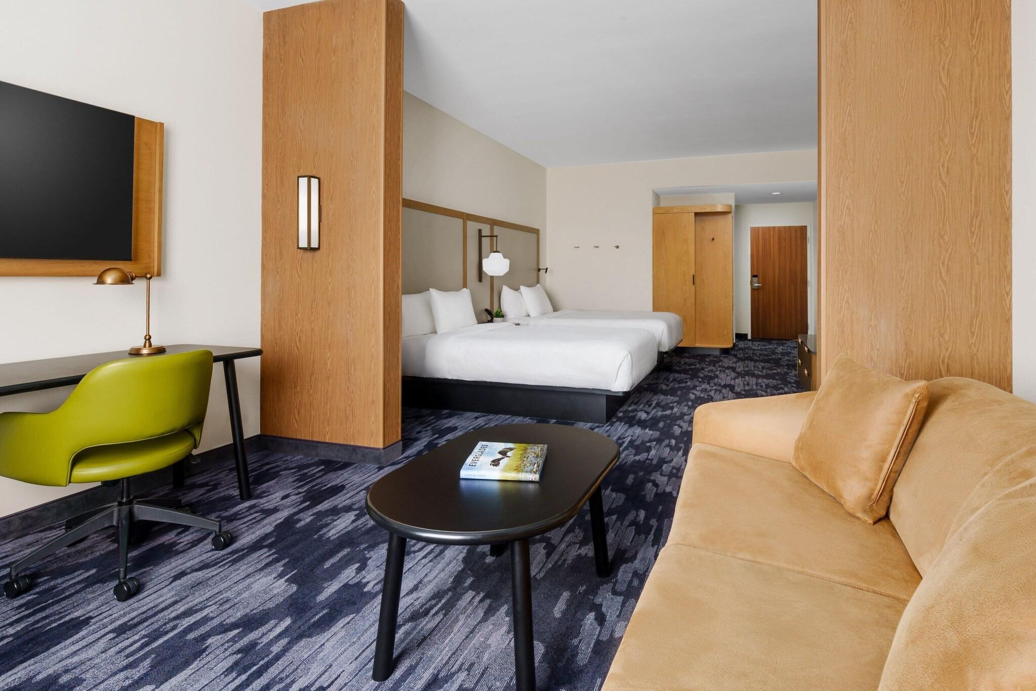 Suite Two Queen Beds