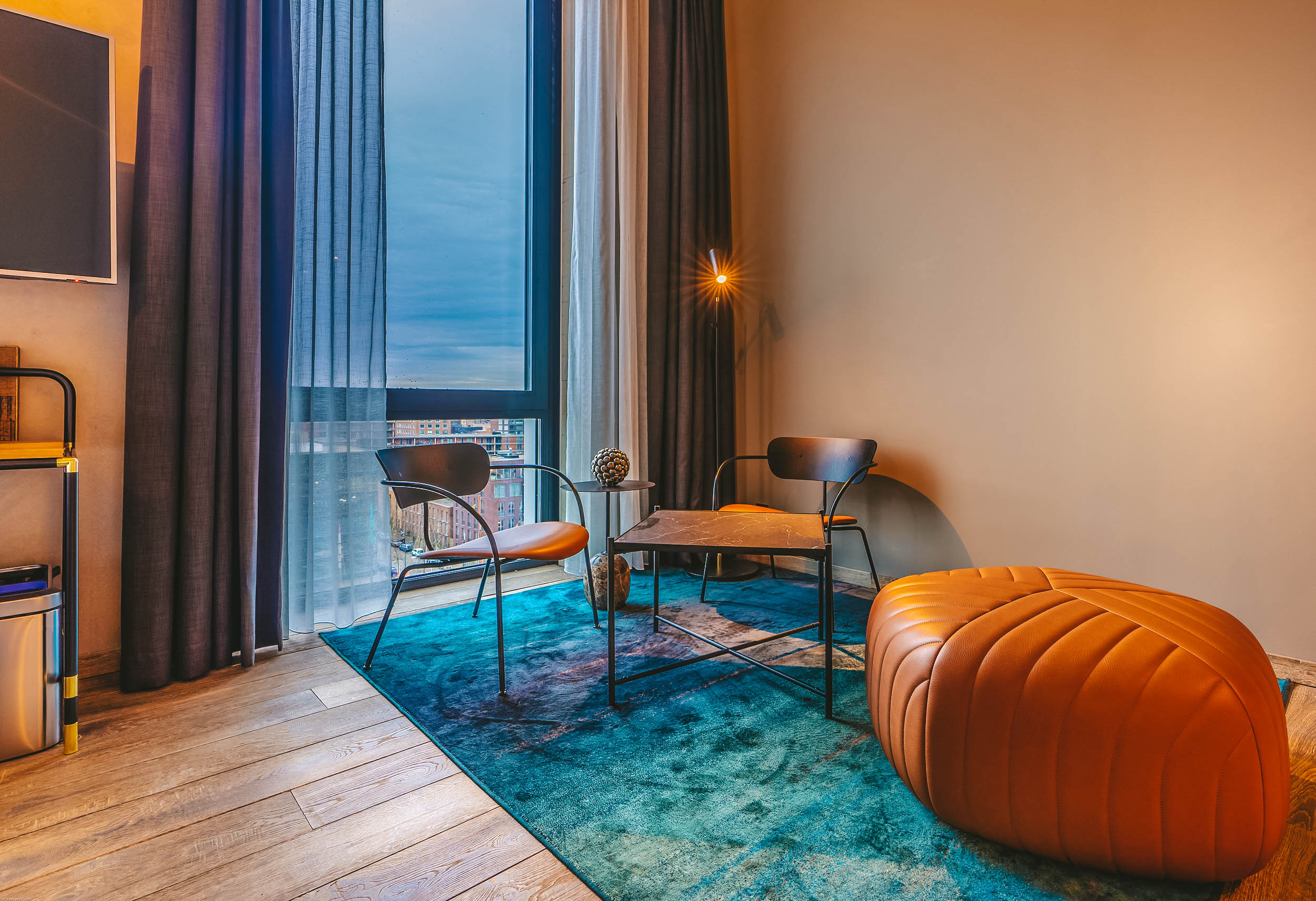 Family Room Superior