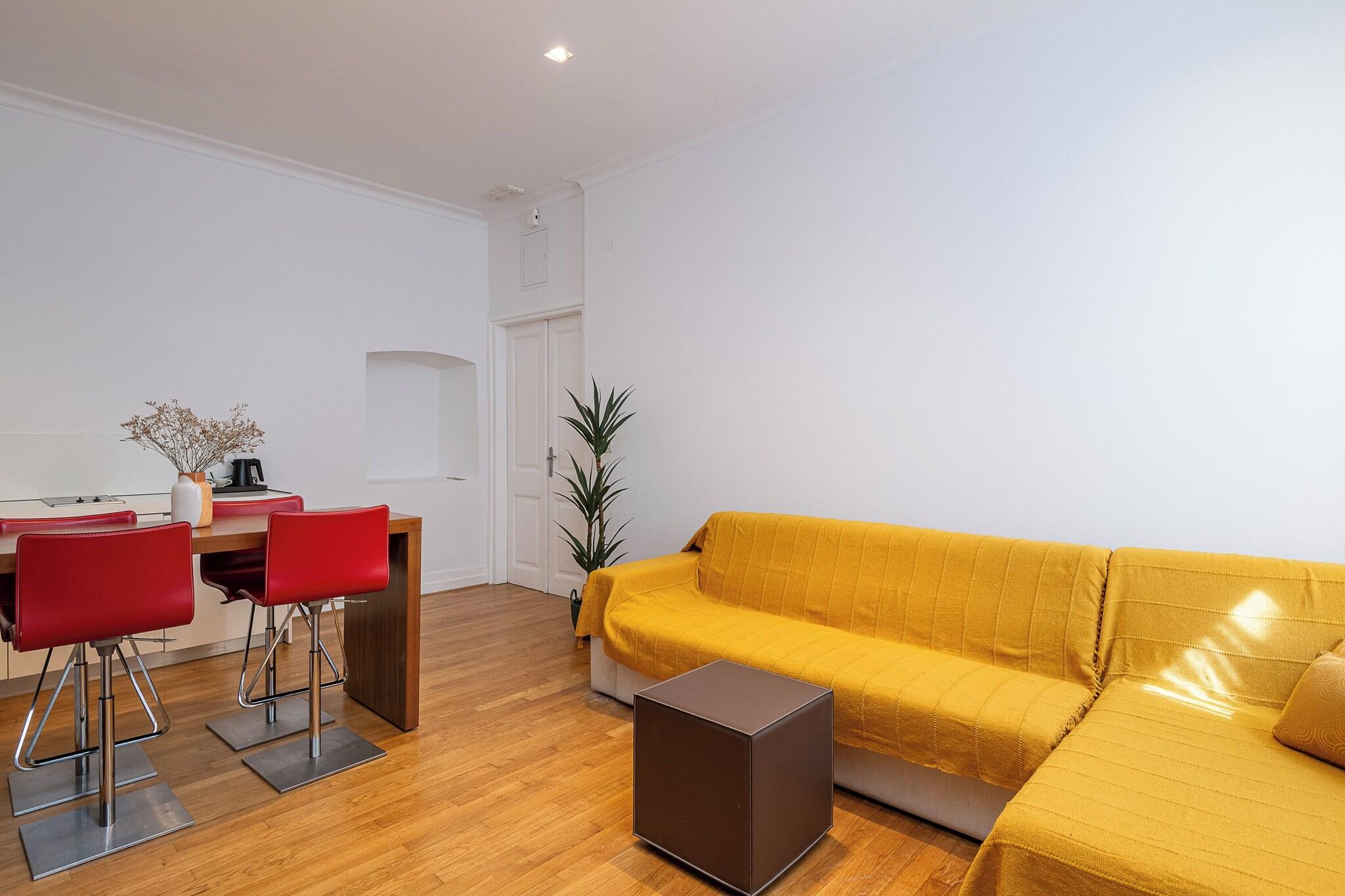 Studio Deluxe Queen Bed