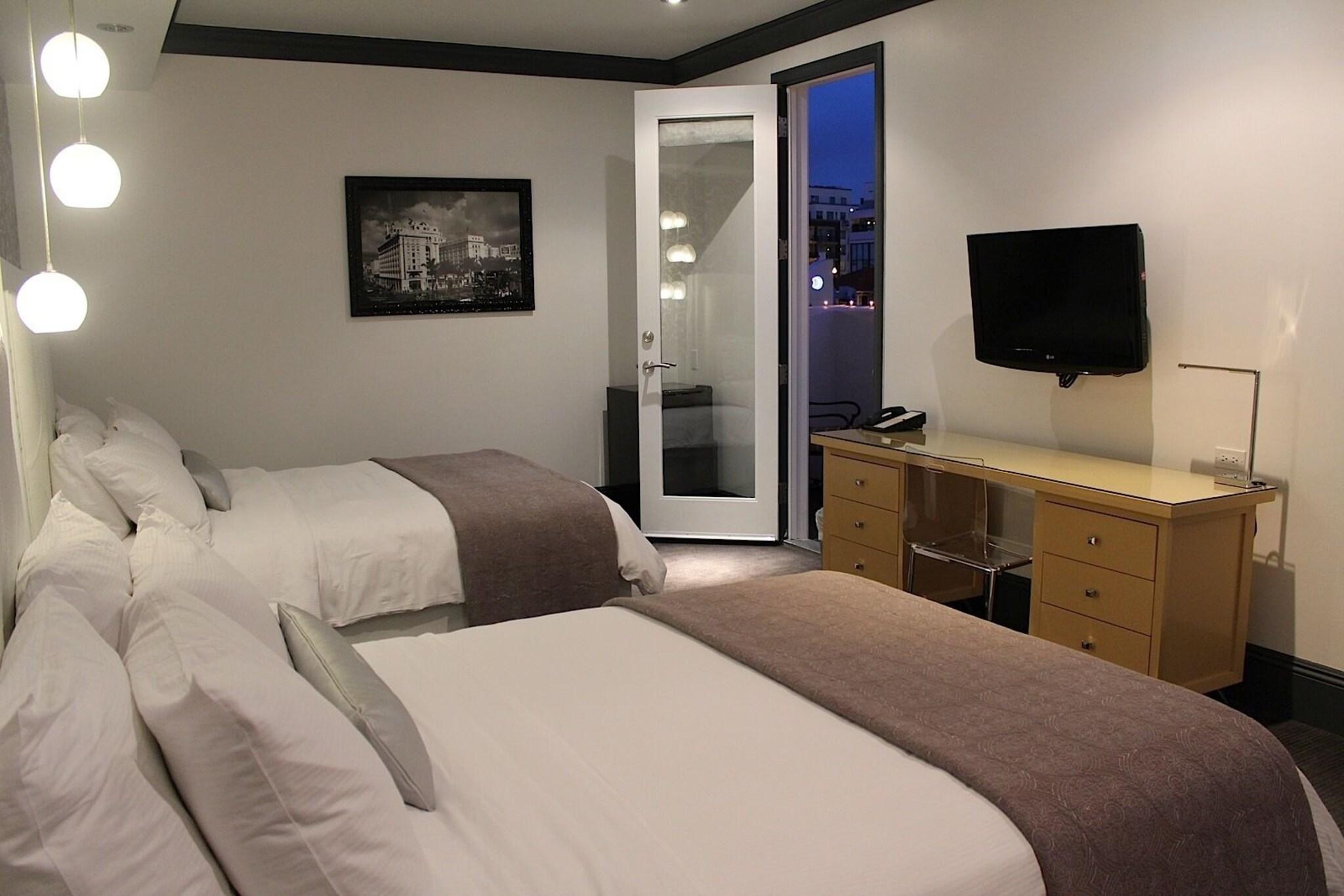 Double Accessible-two Queen Beds