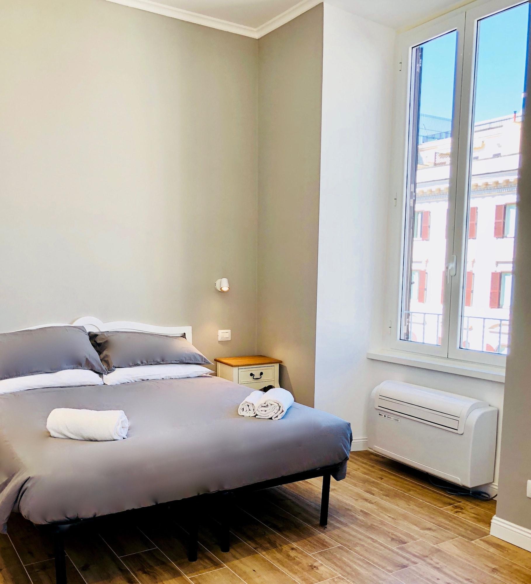 Suite Deluxe Queen Bed