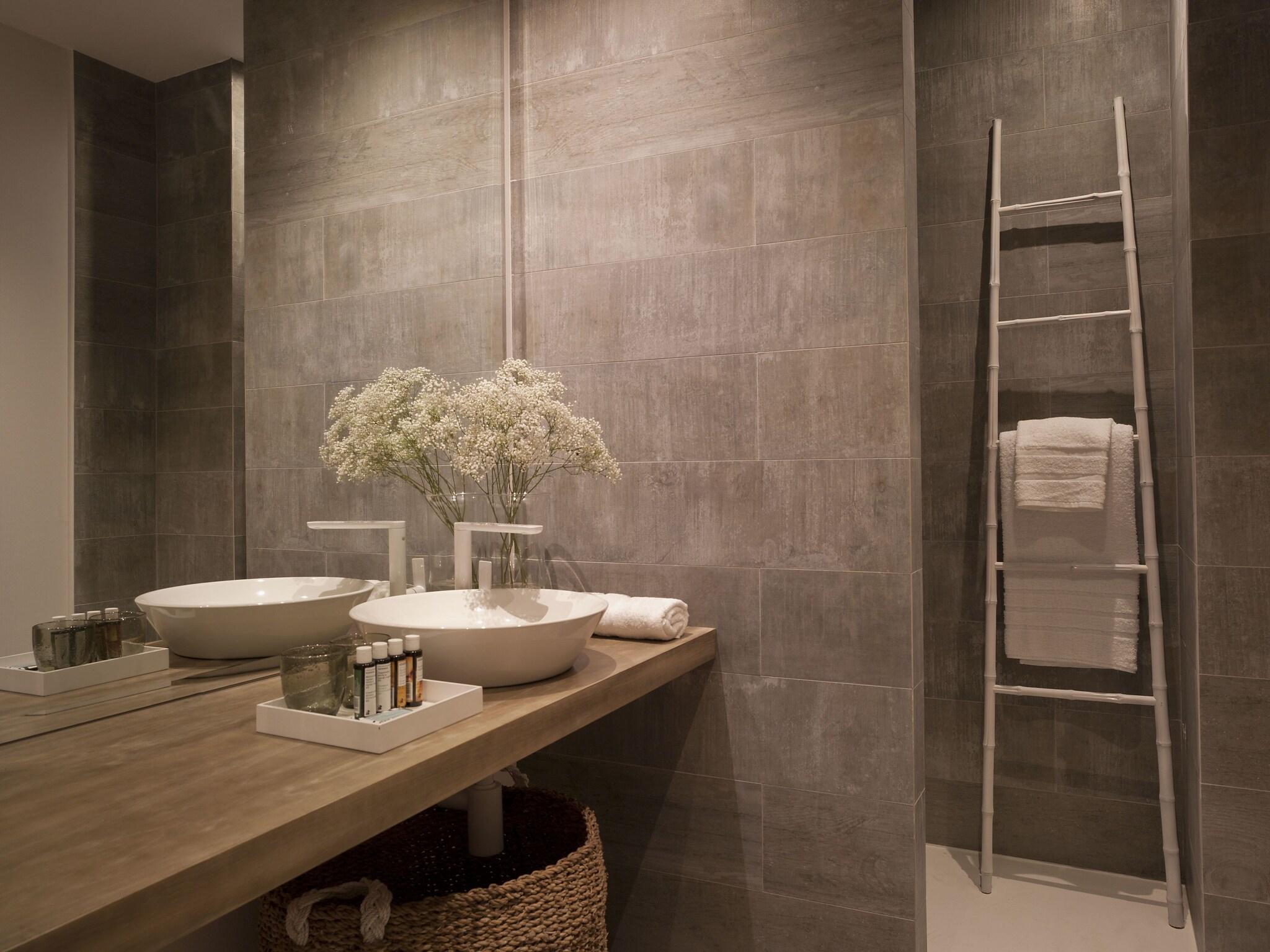 Double or Twin Executive