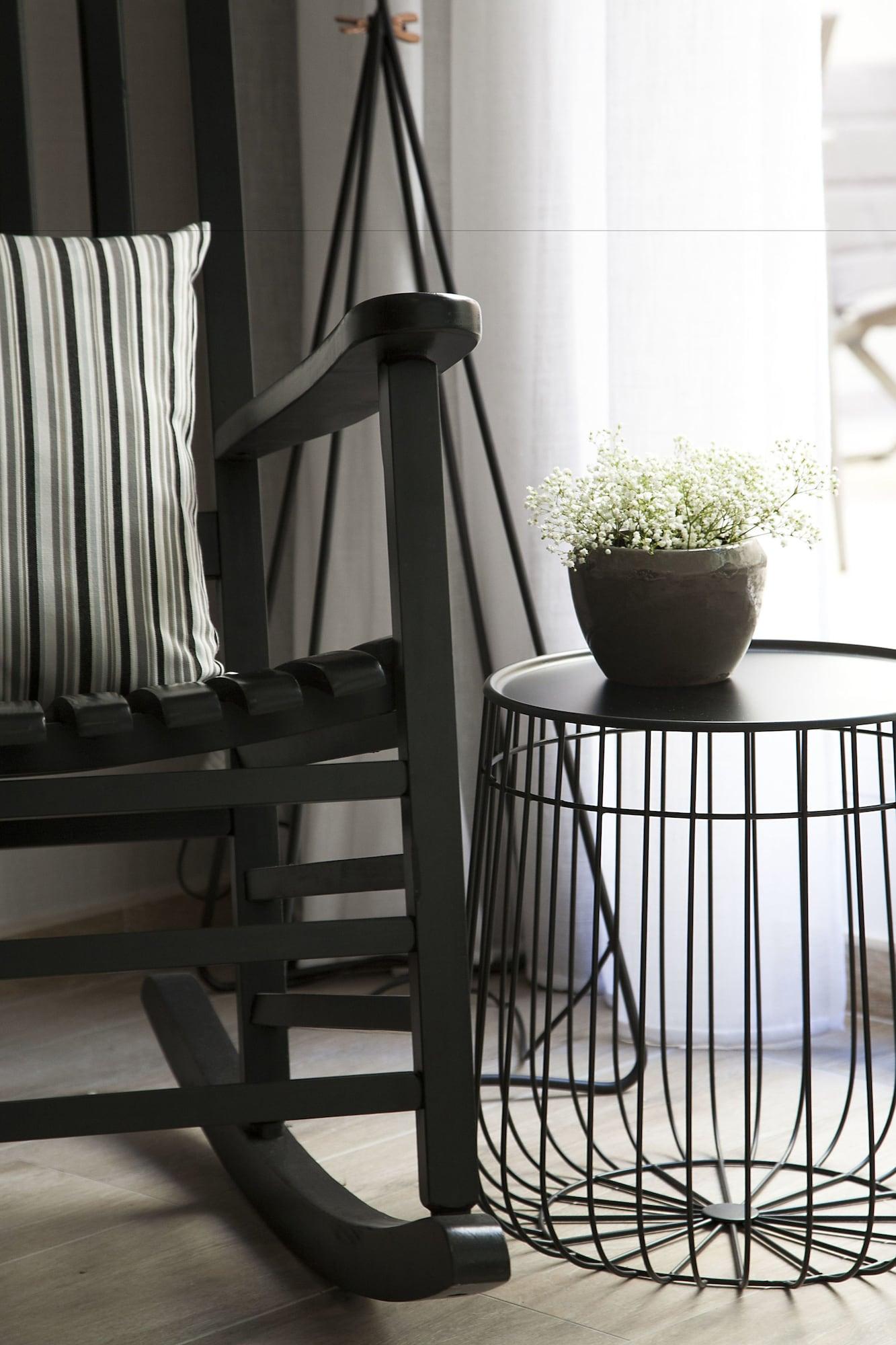 Double or Twin Classic Queen Bed