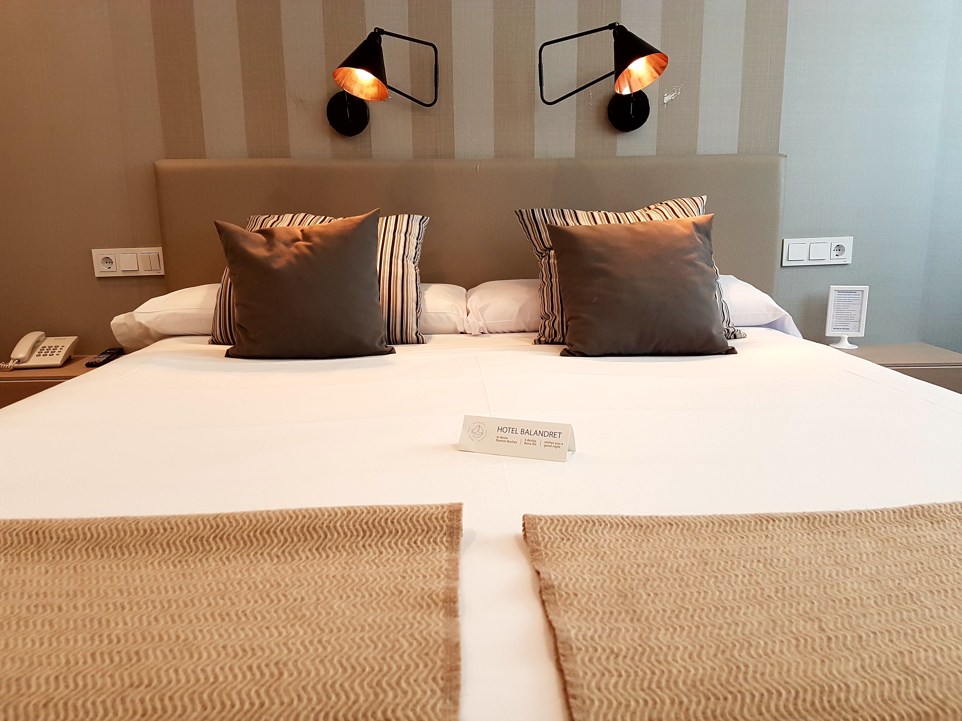 Double or Twin Classic One Bedroom