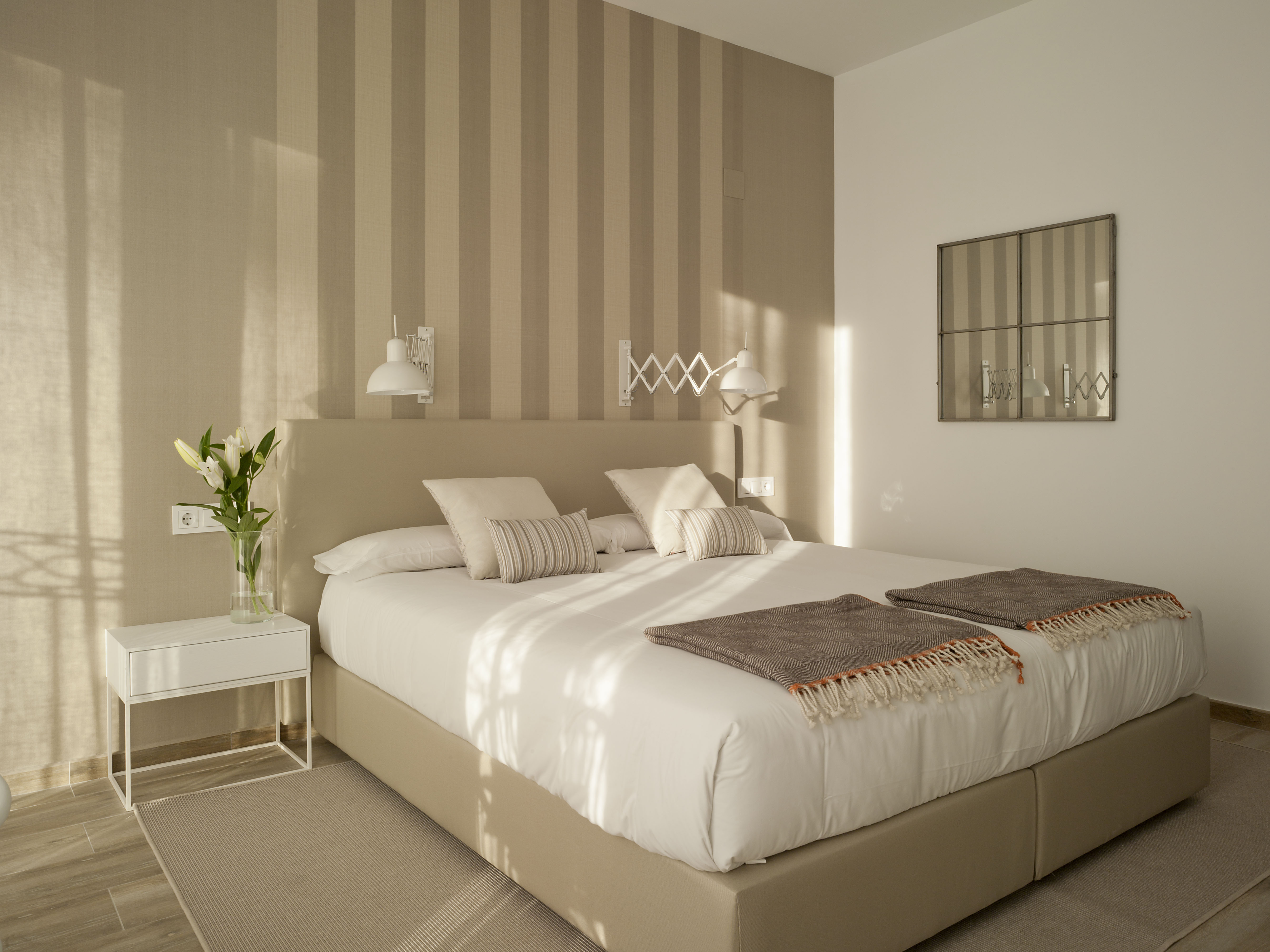 Double or Twin Standard