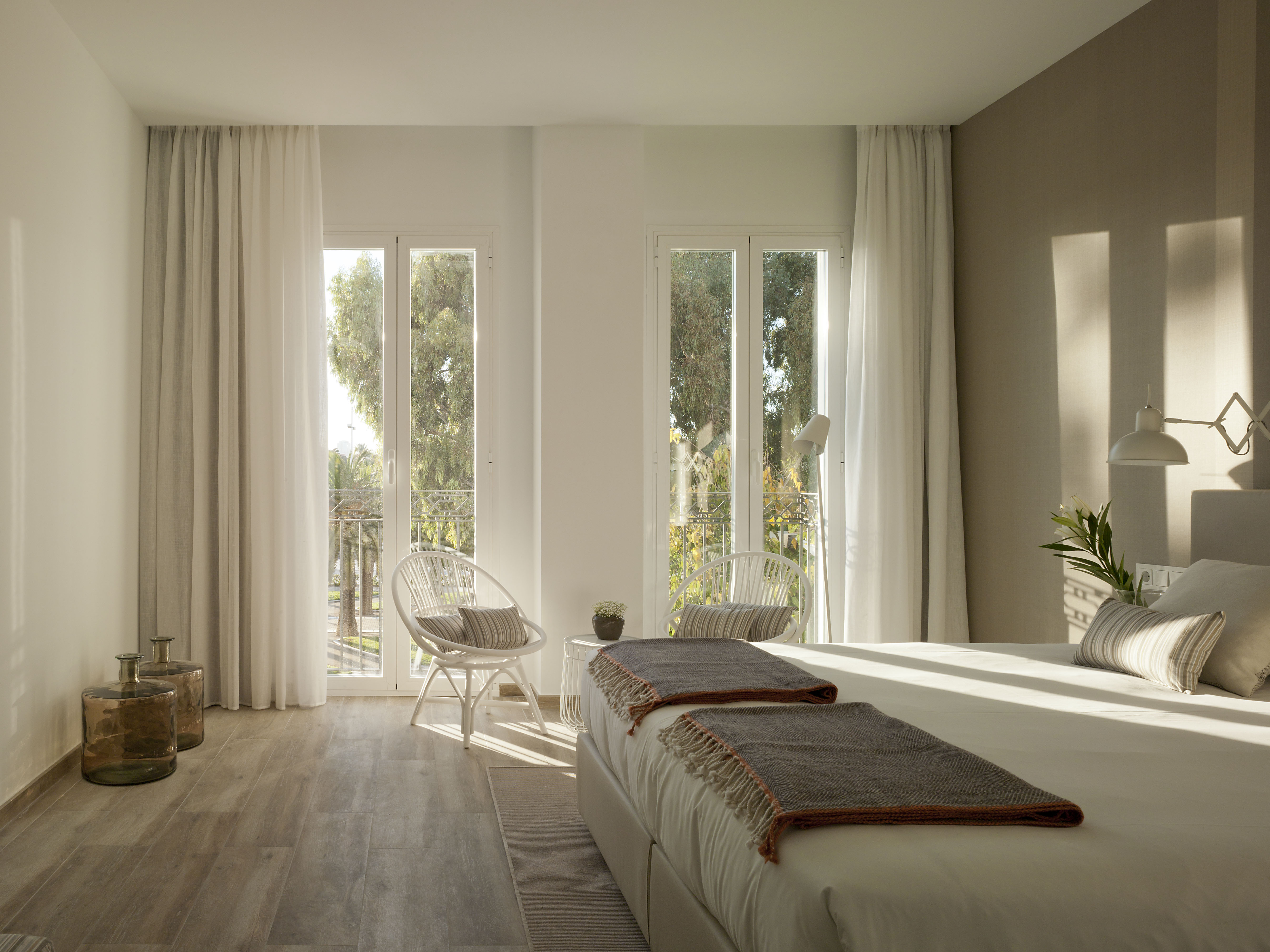 Double or Twin Standard