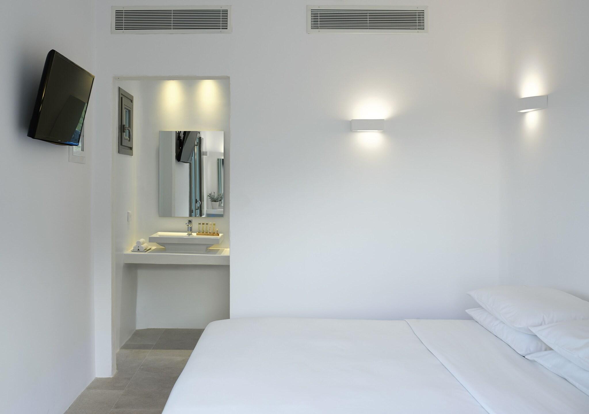 Double Queen Size Bed