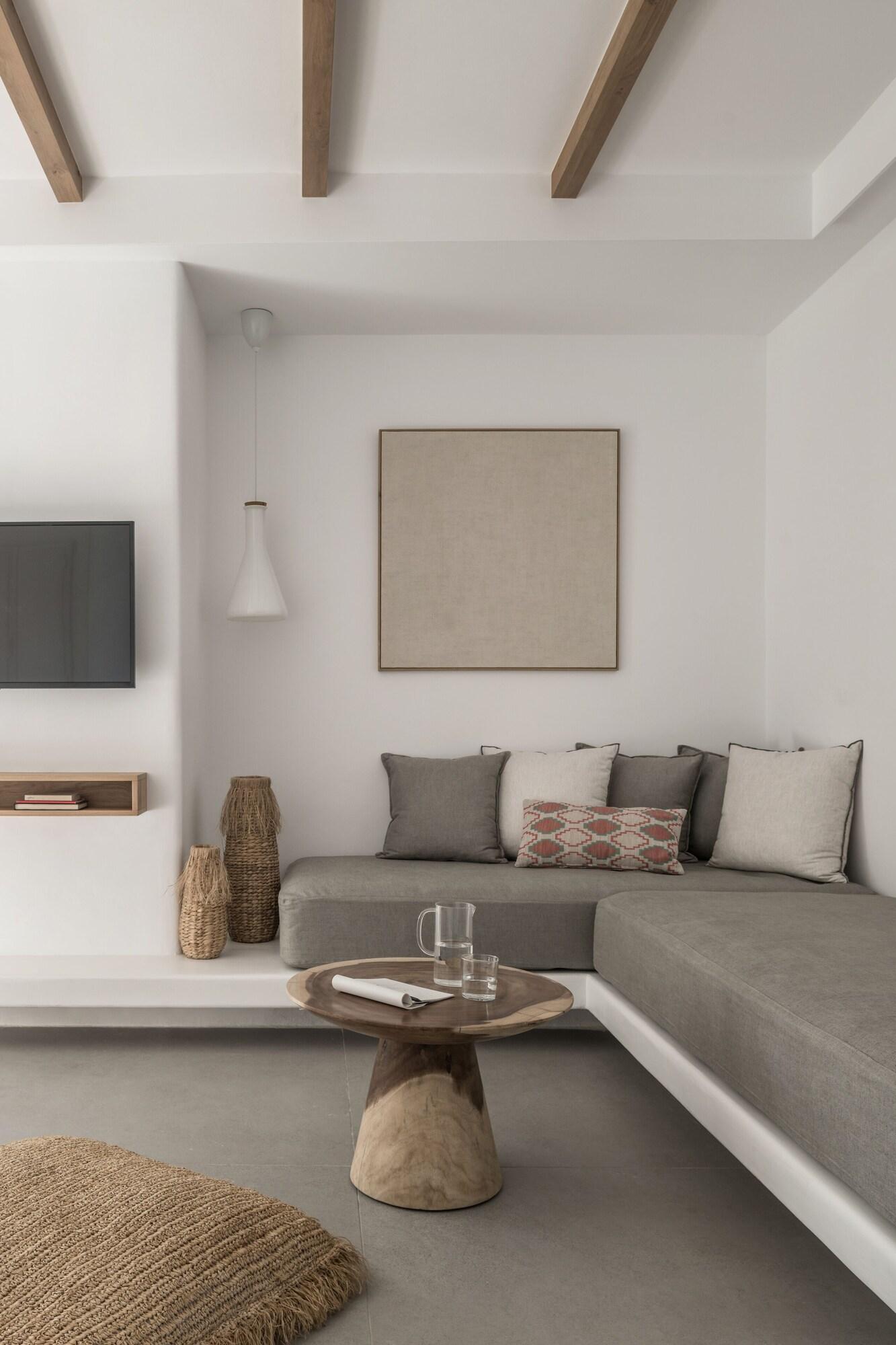 Suite Deluxe Two Beds