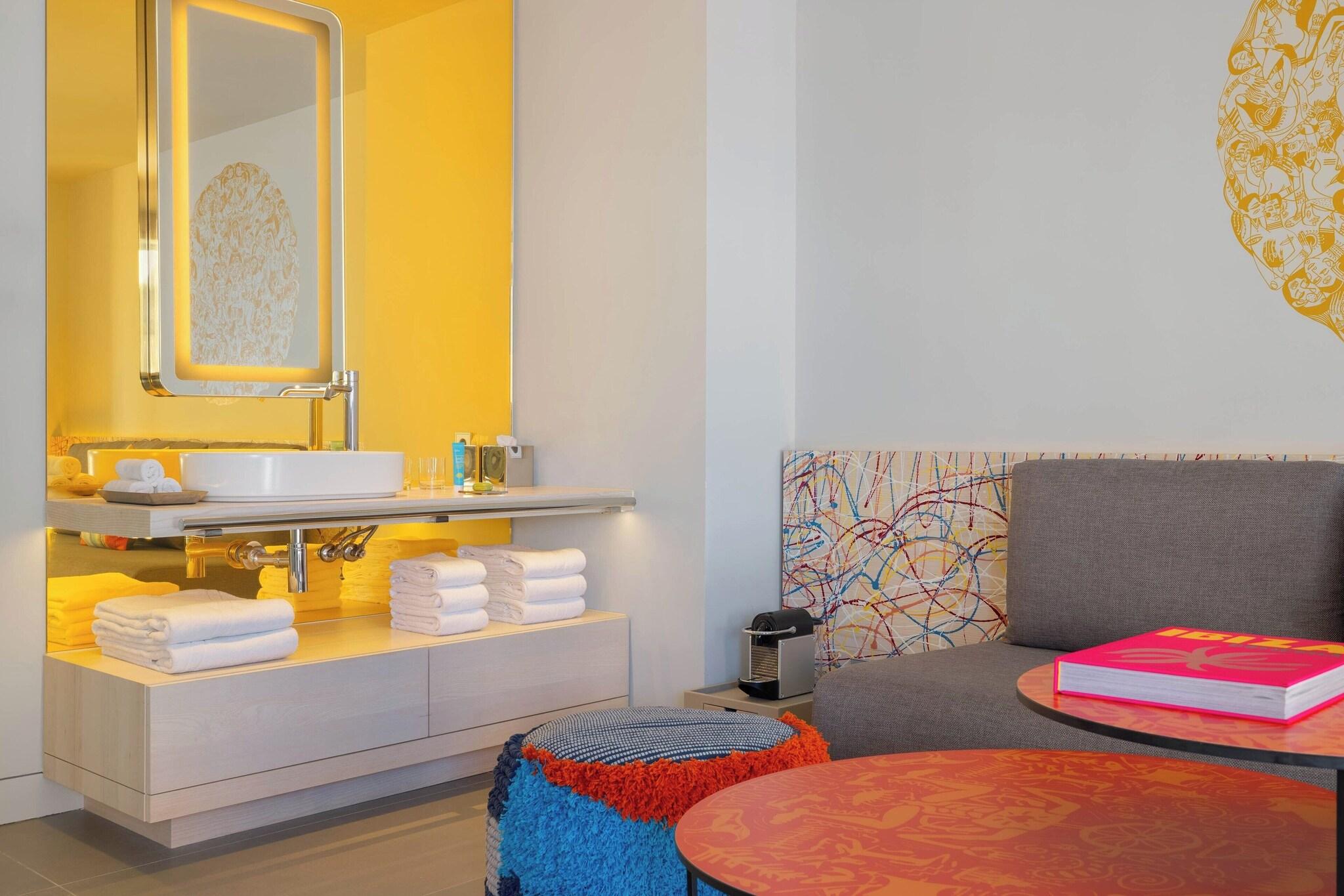 Double Premier City View