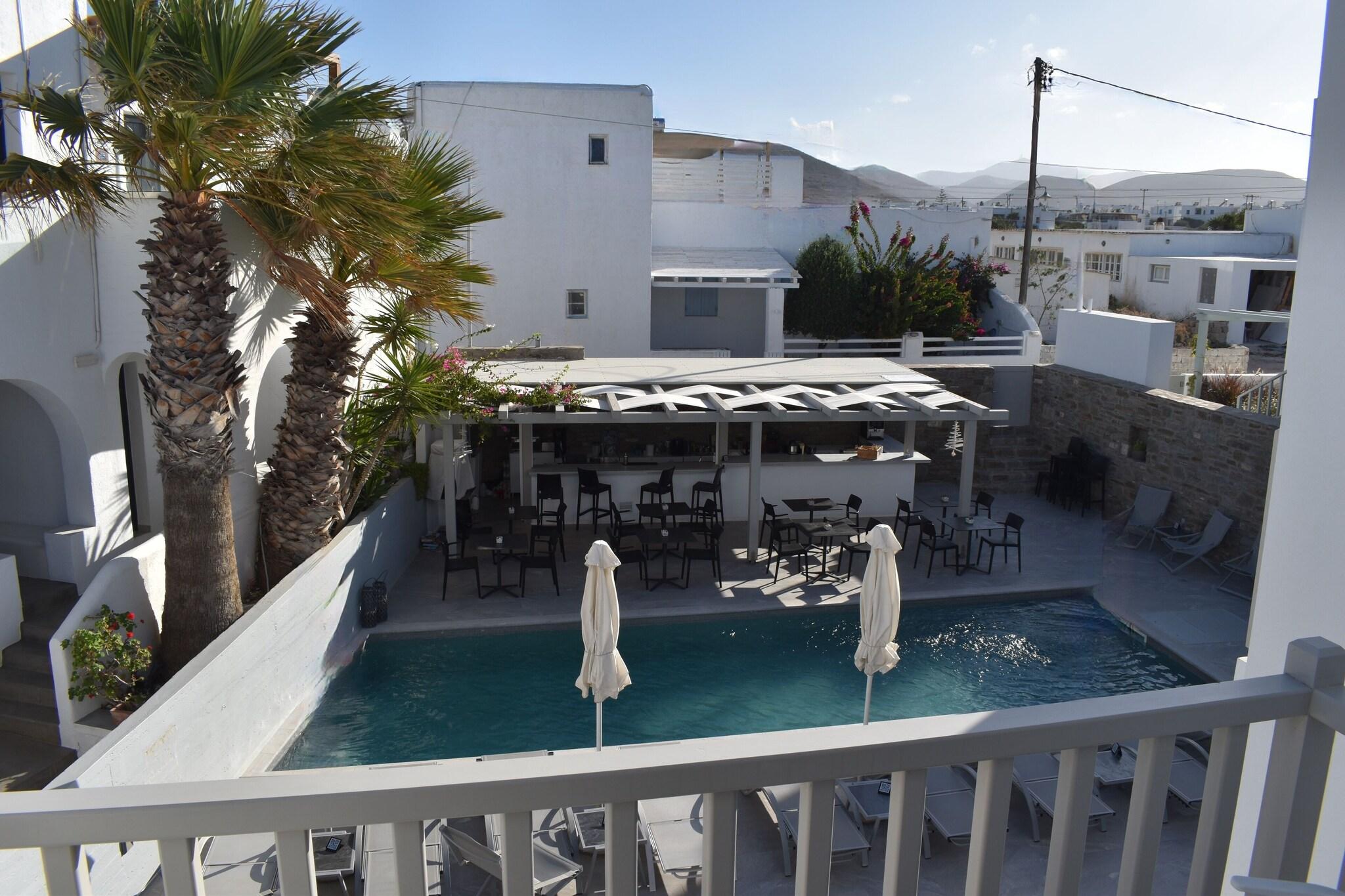 Double Deluxe Pool View