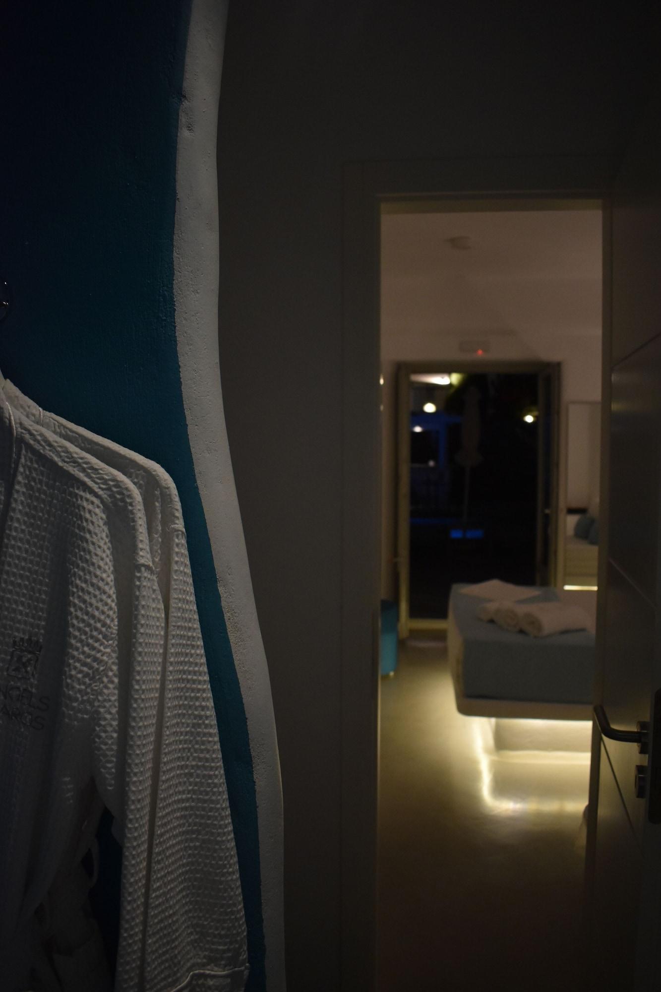 Double Deluxe Pool View