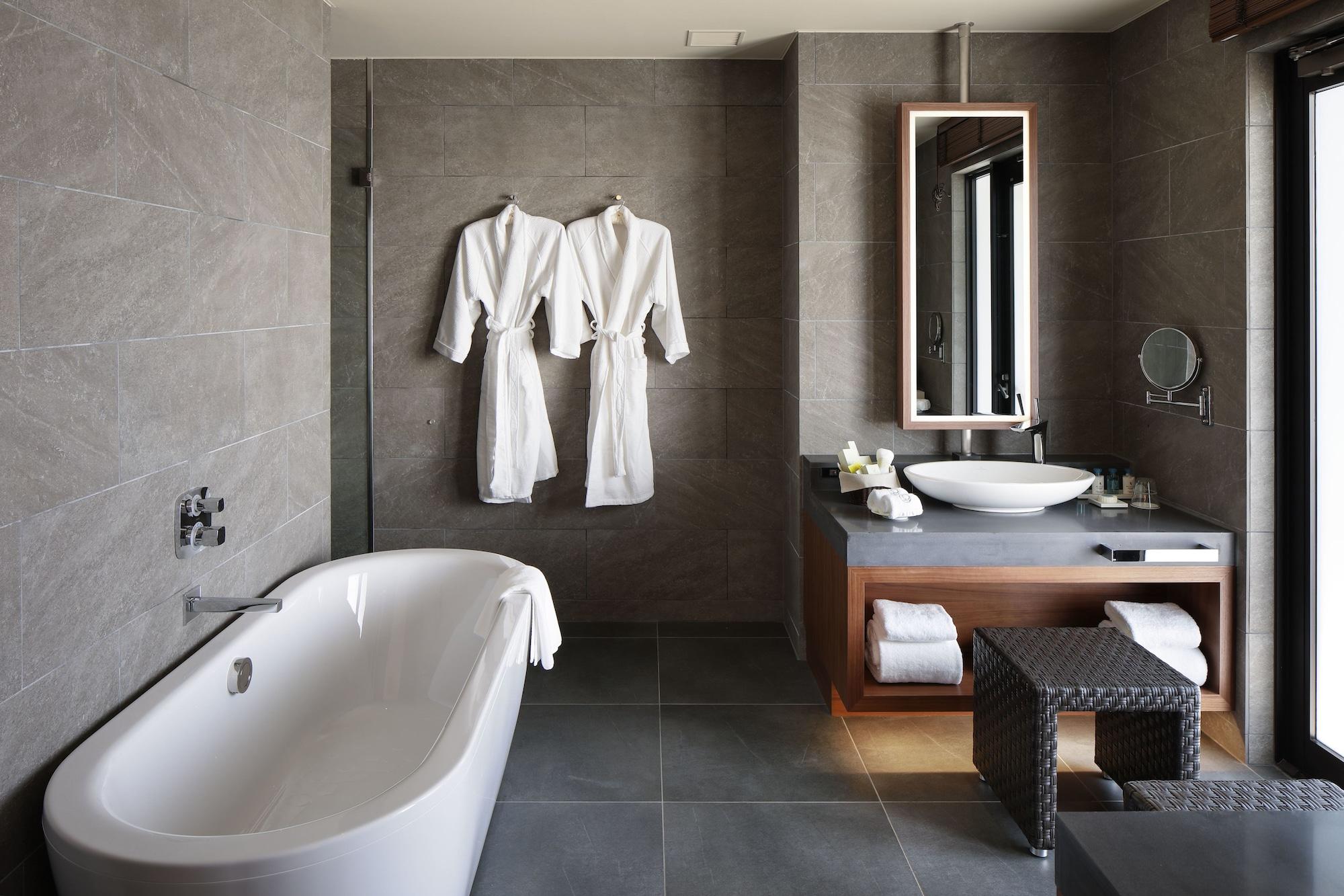 Double Premium King Bed