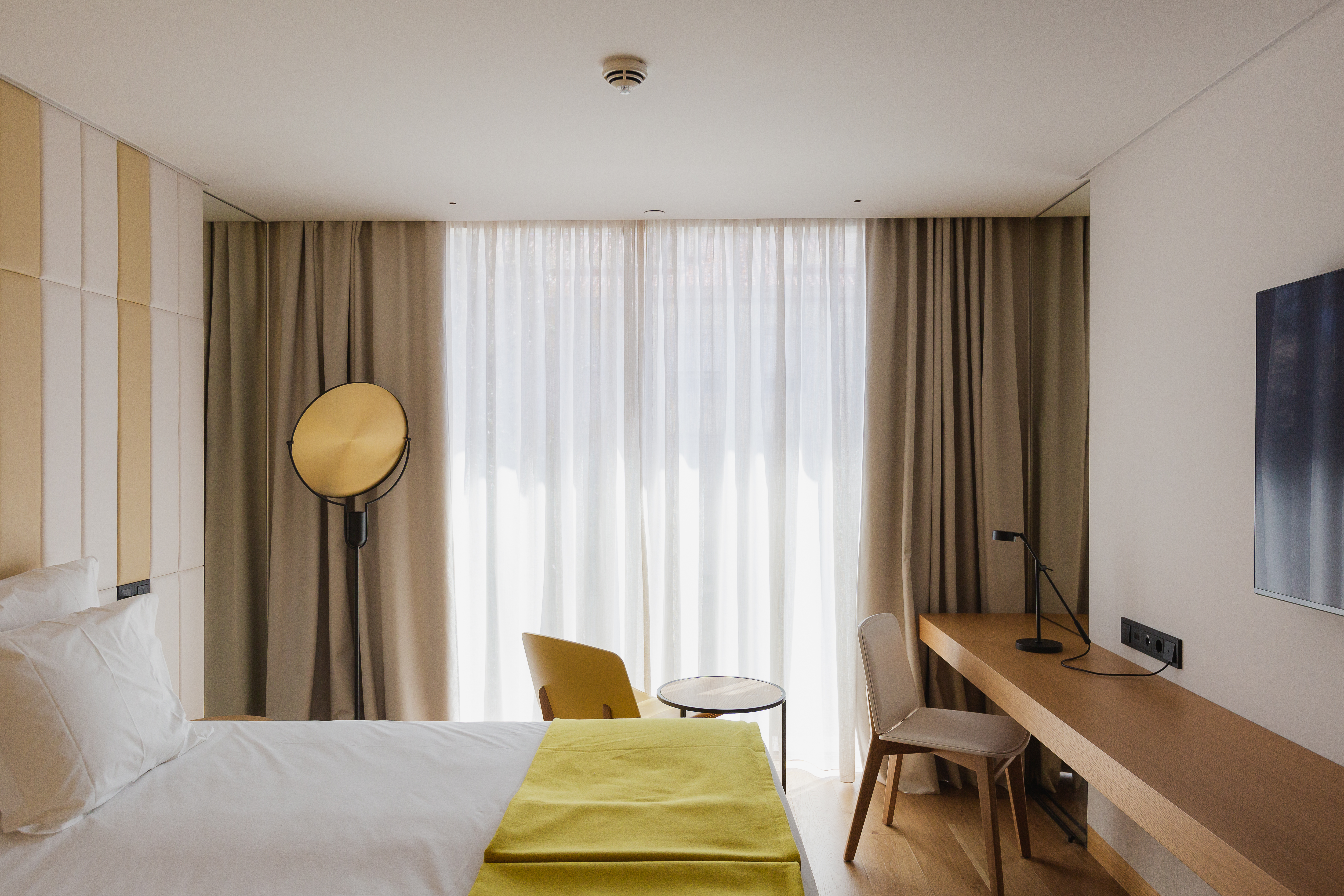 Family Room City View