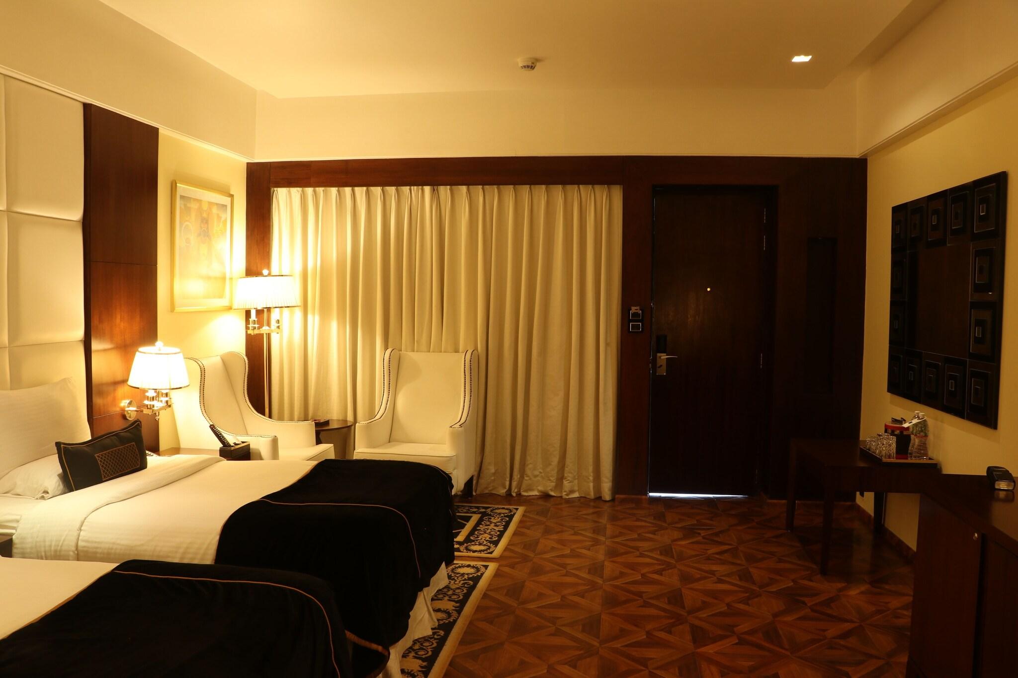 Double King Size Bed