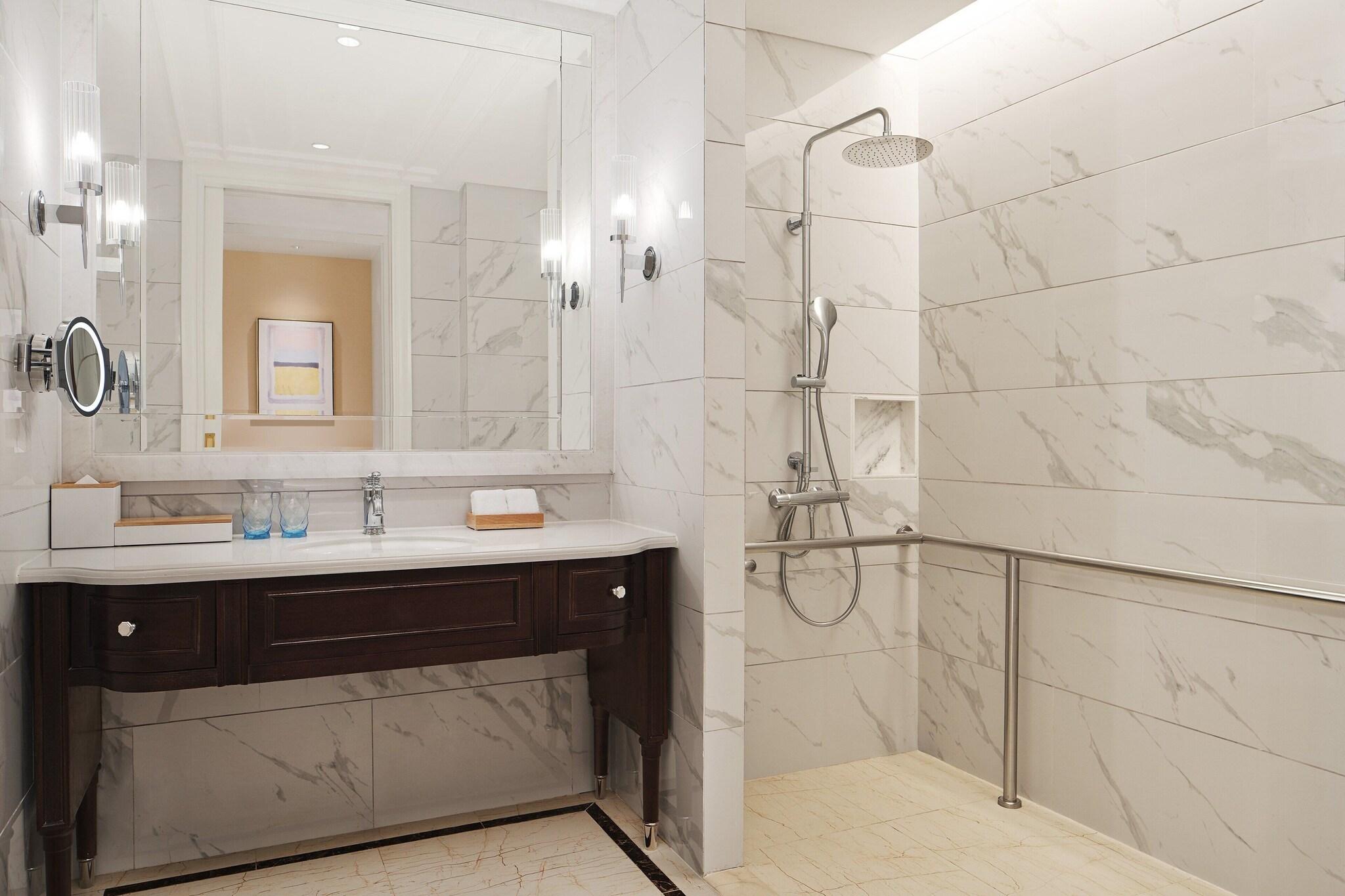 Double Smoking with Views