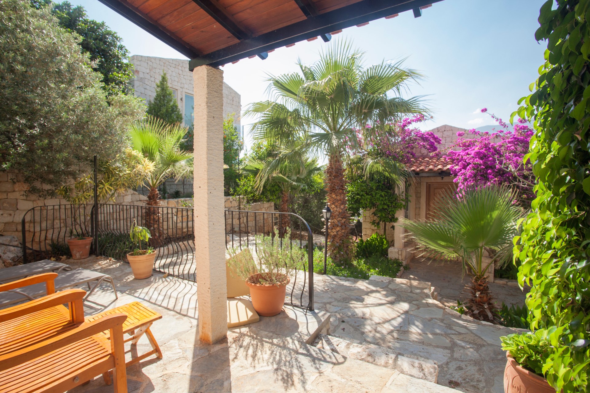 Double Single Garden View